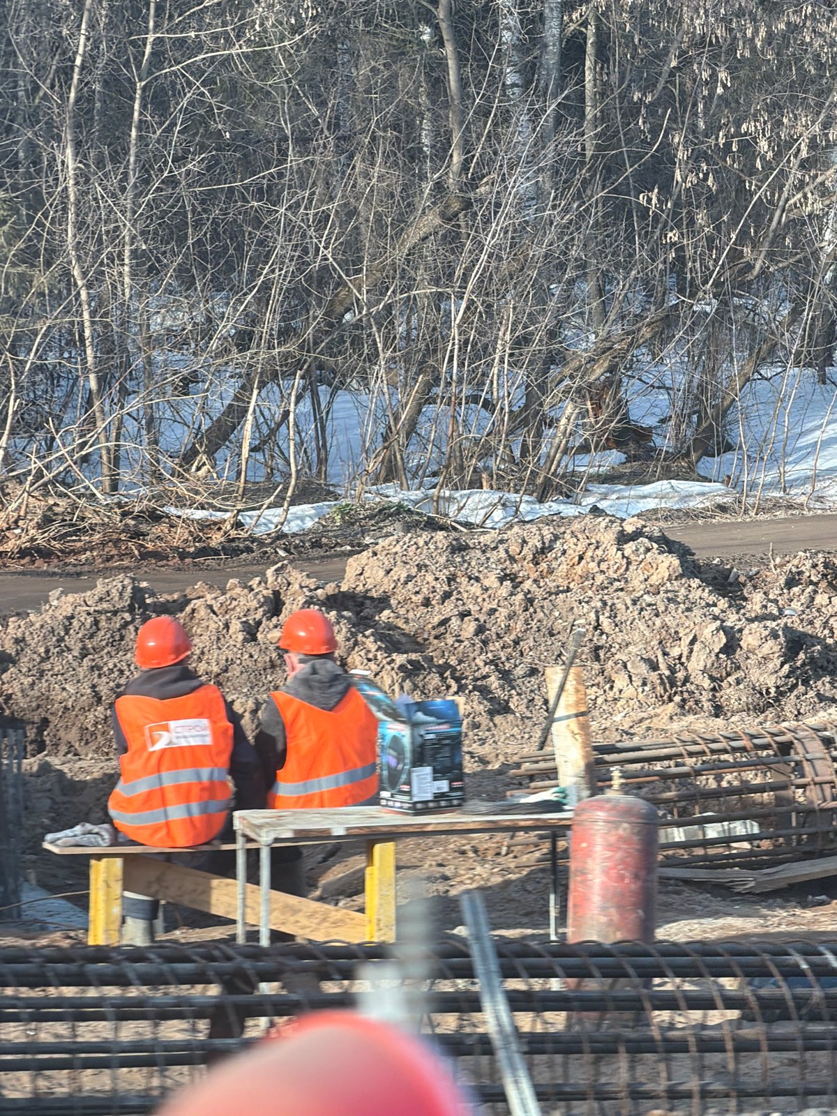 Construction sites active in two Russian towns