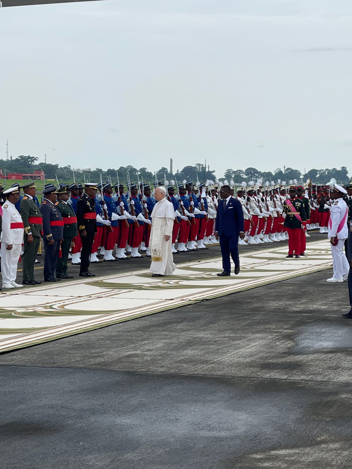 Italian aircraft arrival prompts formal ceremony in Equatorial Guinea