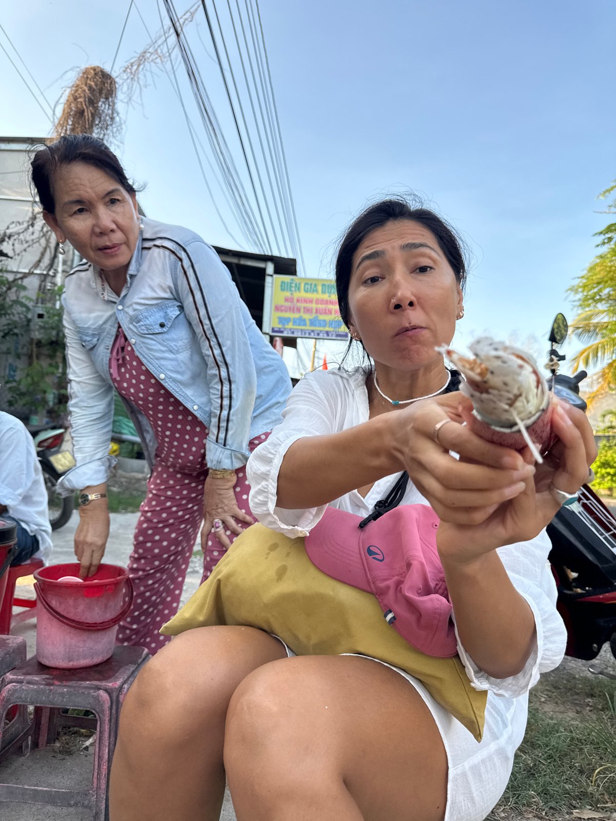 Temple visits and selfies in Mũi Né, Vietnam