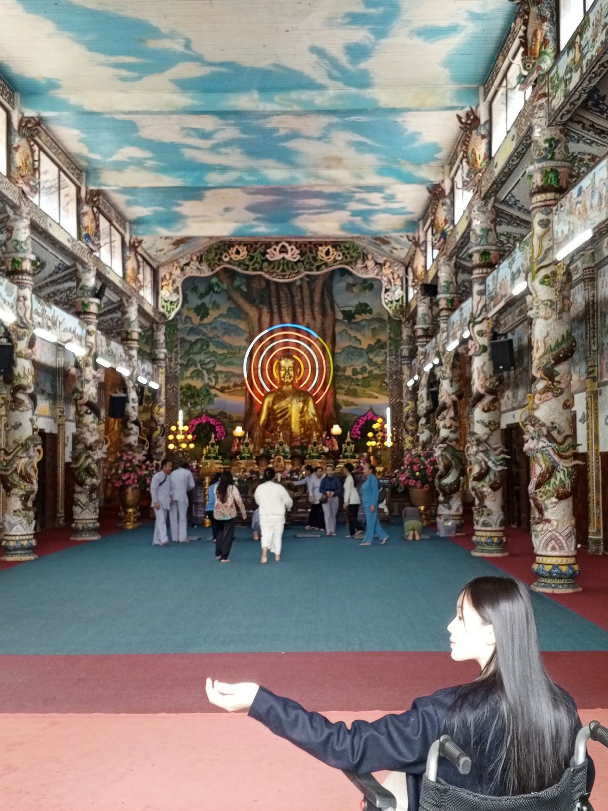 Early morning temple visit documented in Xuân Thành, Vietnam