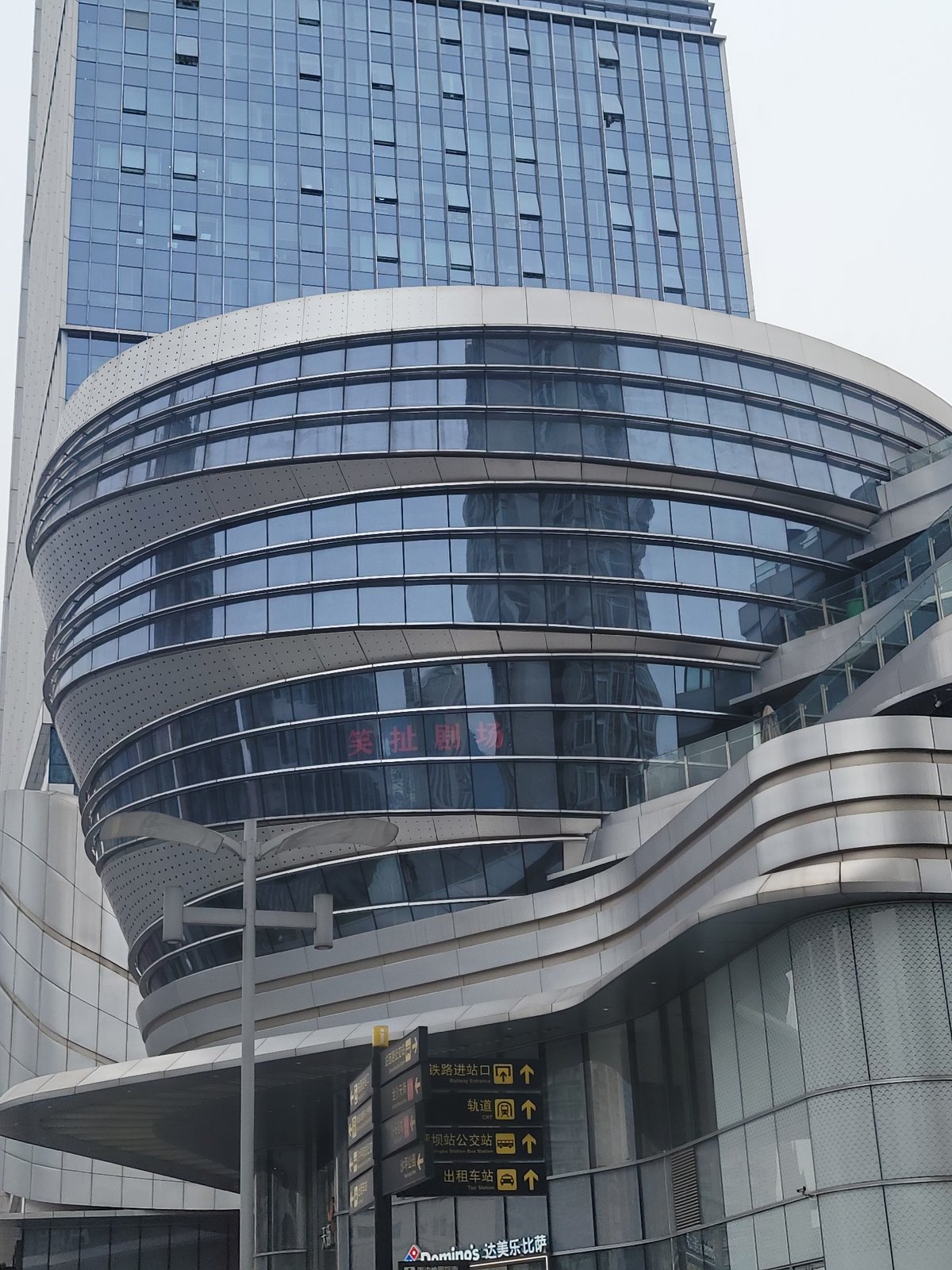 Witness documents routine urban scenes across Shapingba District, China