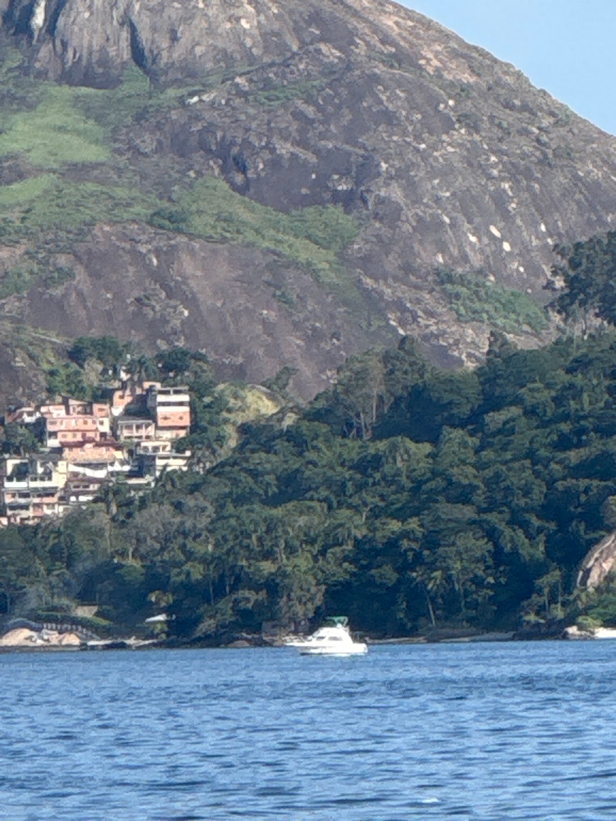 Niterói coastline and bay from multiple angles