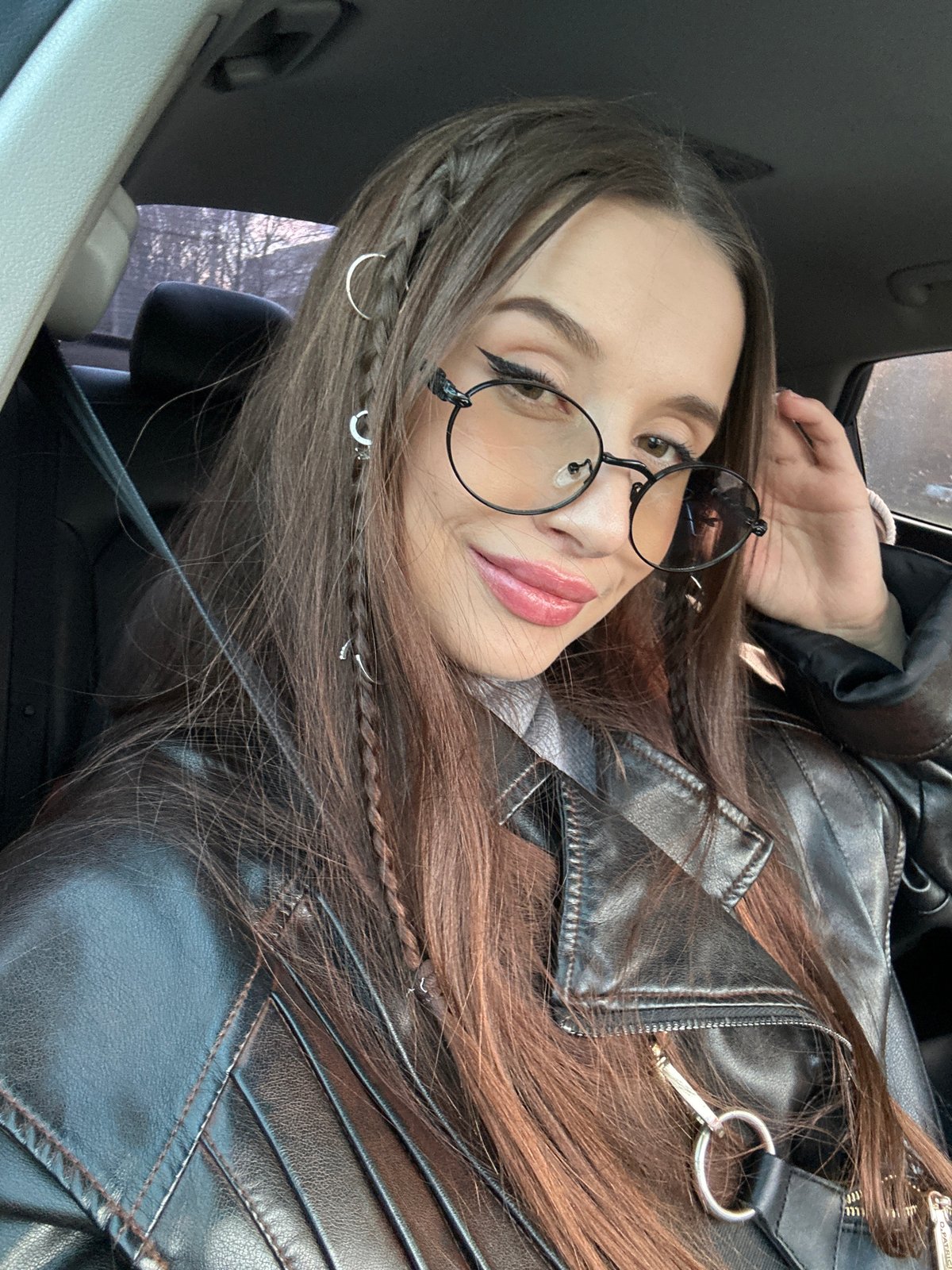 Portrait photo taken of smiling woman in Yekaterinburg