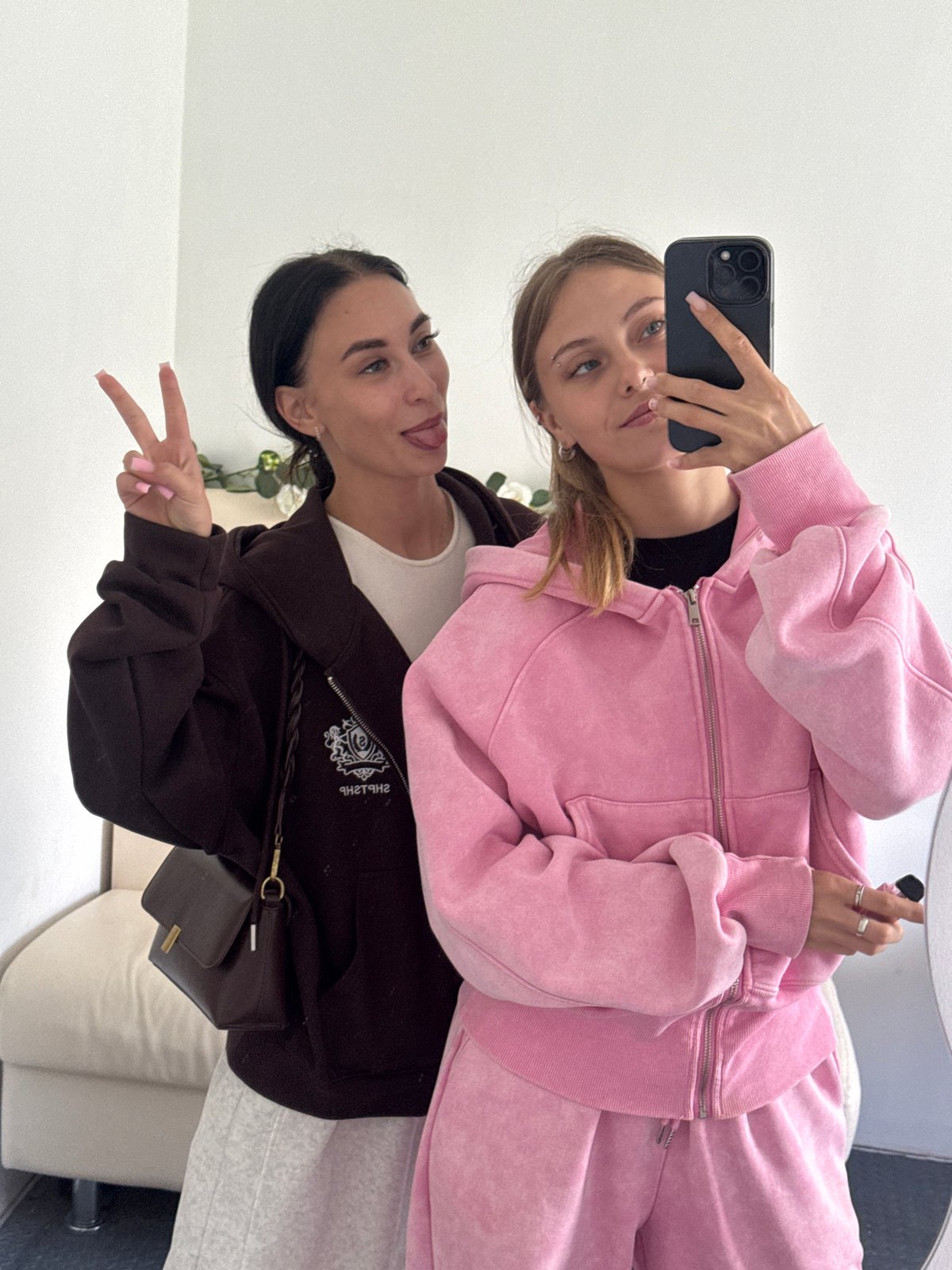 Beauty salon visits and selfies documented in Фоки, Russia