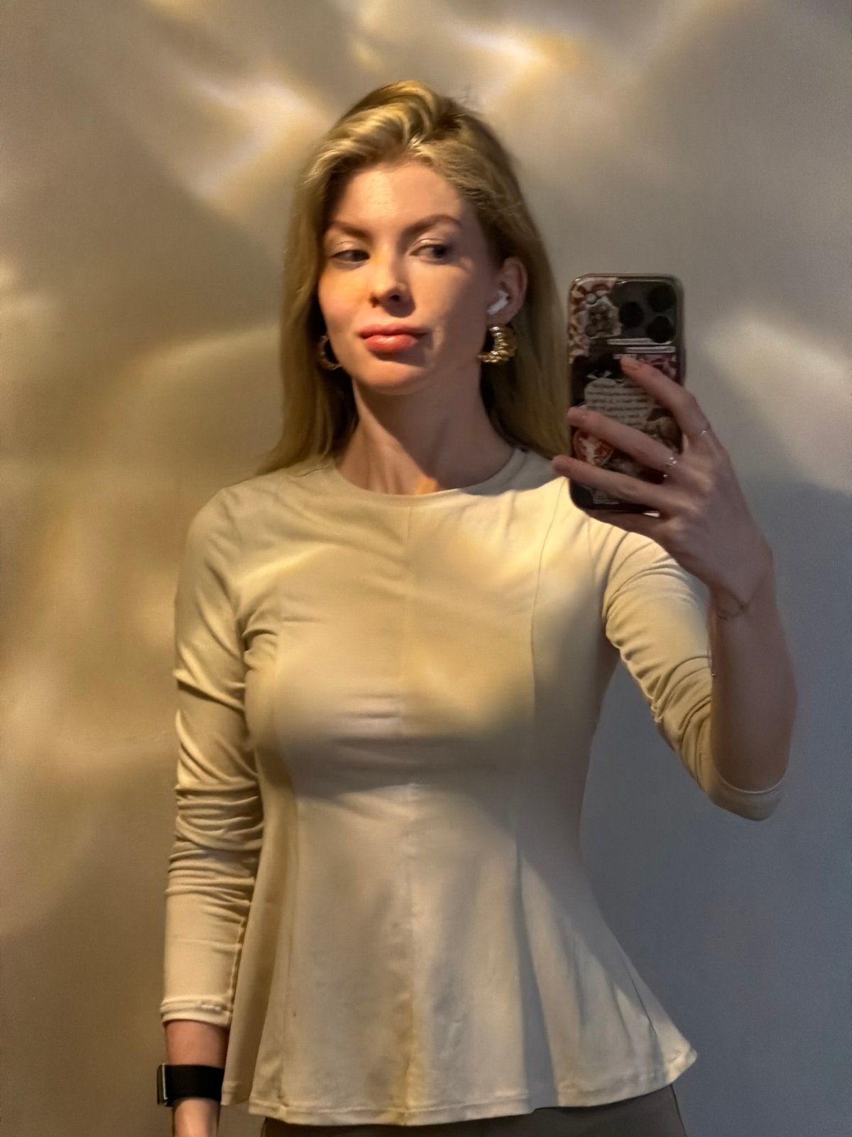 Cozy Moscow evening with tulips, art, and collectibles