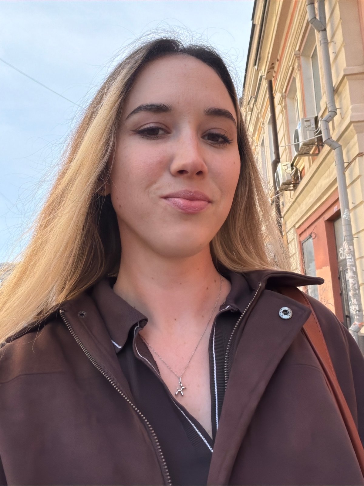 Street photography session captures everyday Rostov-on-Don scenes