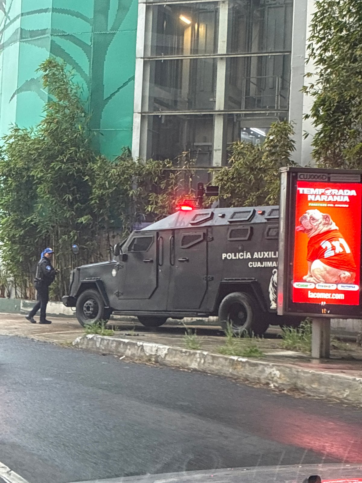 Police vehicle observed on Mexico City street Tuesday night