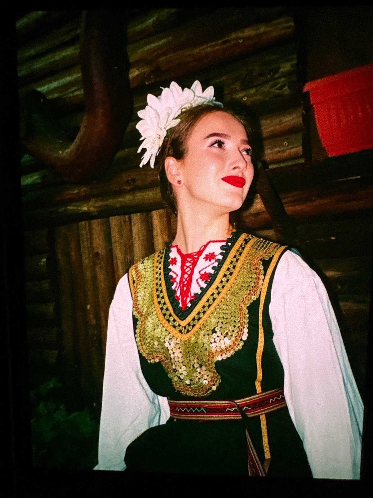 Folk costume, evening drinks, and a cat in Dragoman