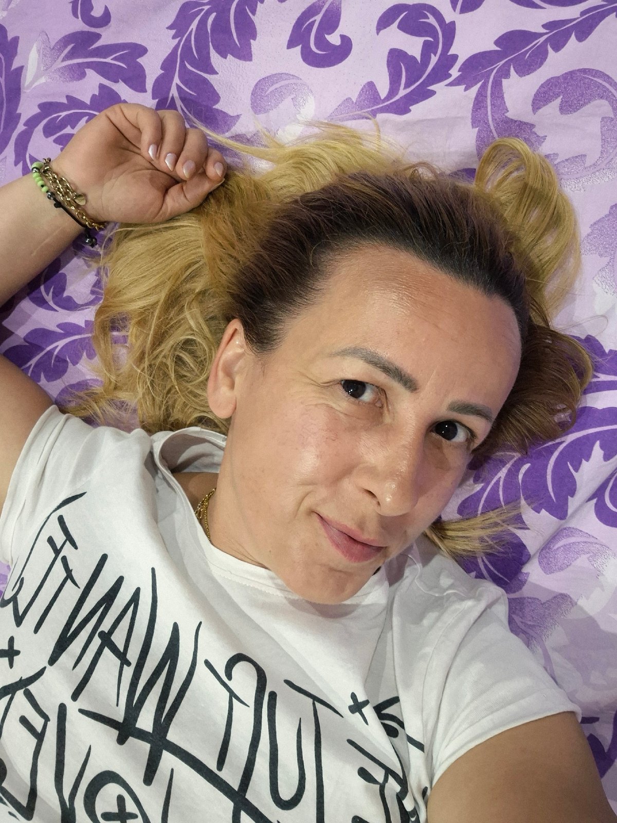 Morning selfies and a branded Skoda spotted on a city day