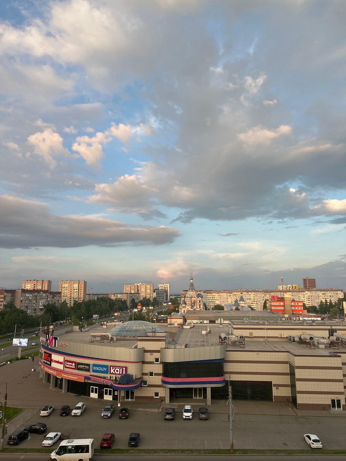 Domestic life and dramatic skies in Izhevsk, Russia