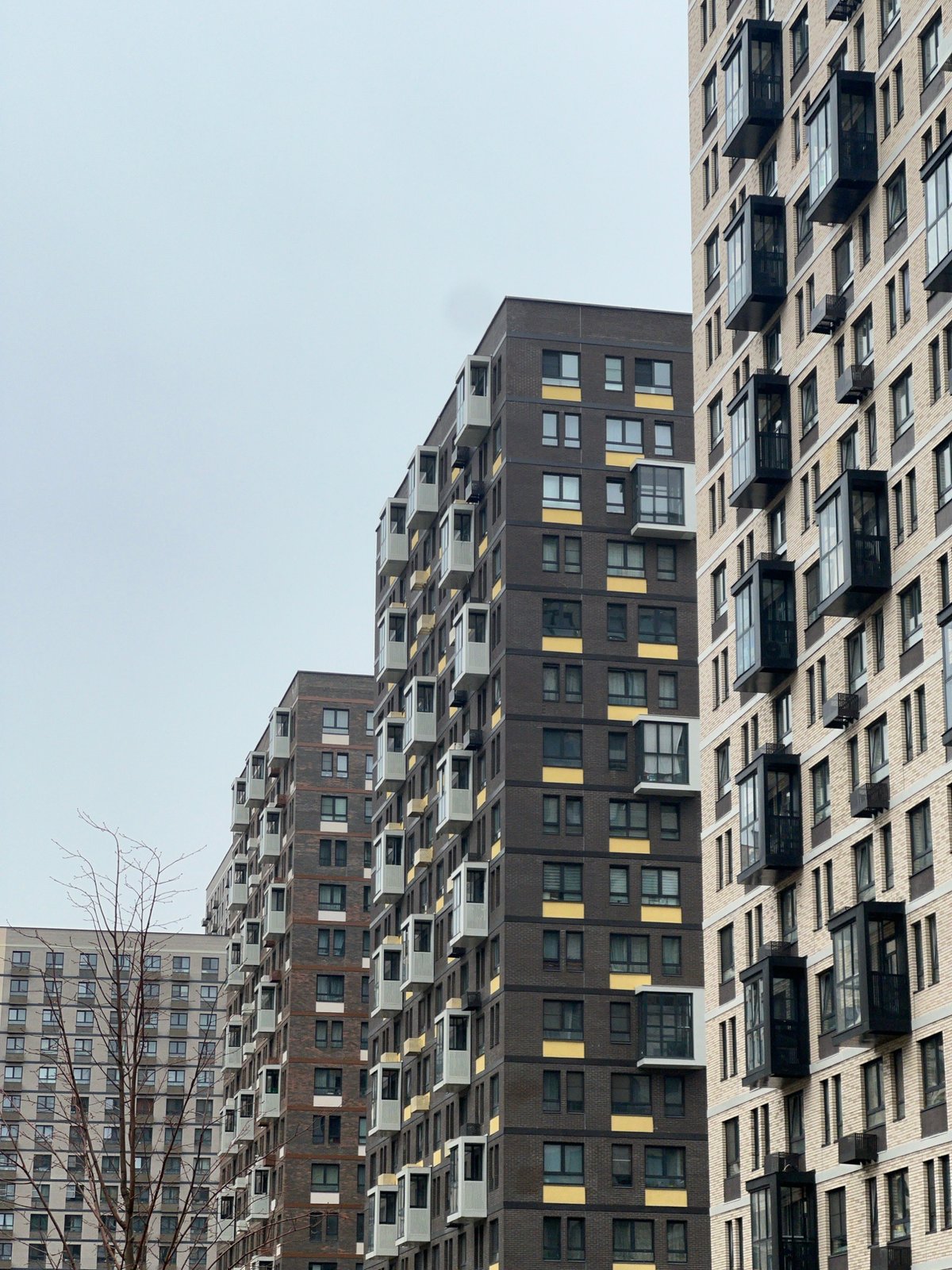 Morning scenes captured across residential Khimki, Russia