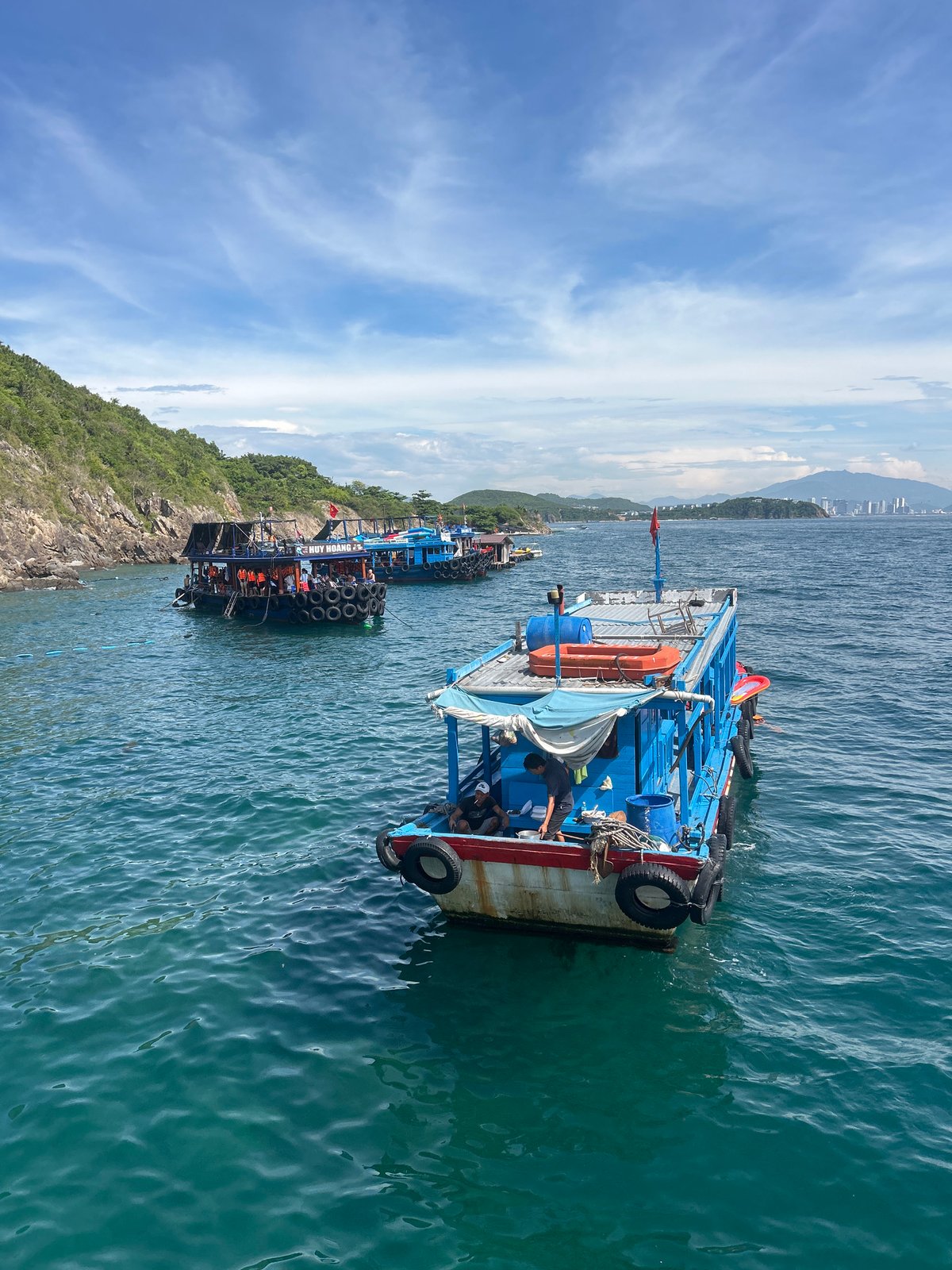 Island hopping by boat in Nha Trang's turquoise bay