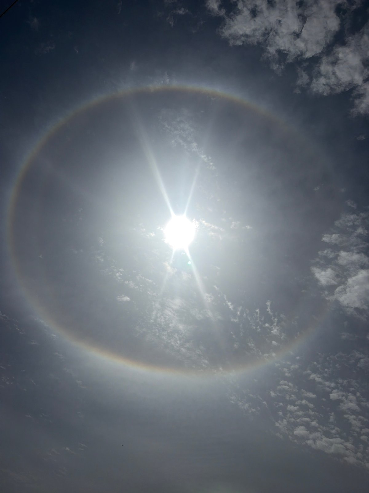 Sun halo phenomenon and daily life documented in Bukuru, Nigeria