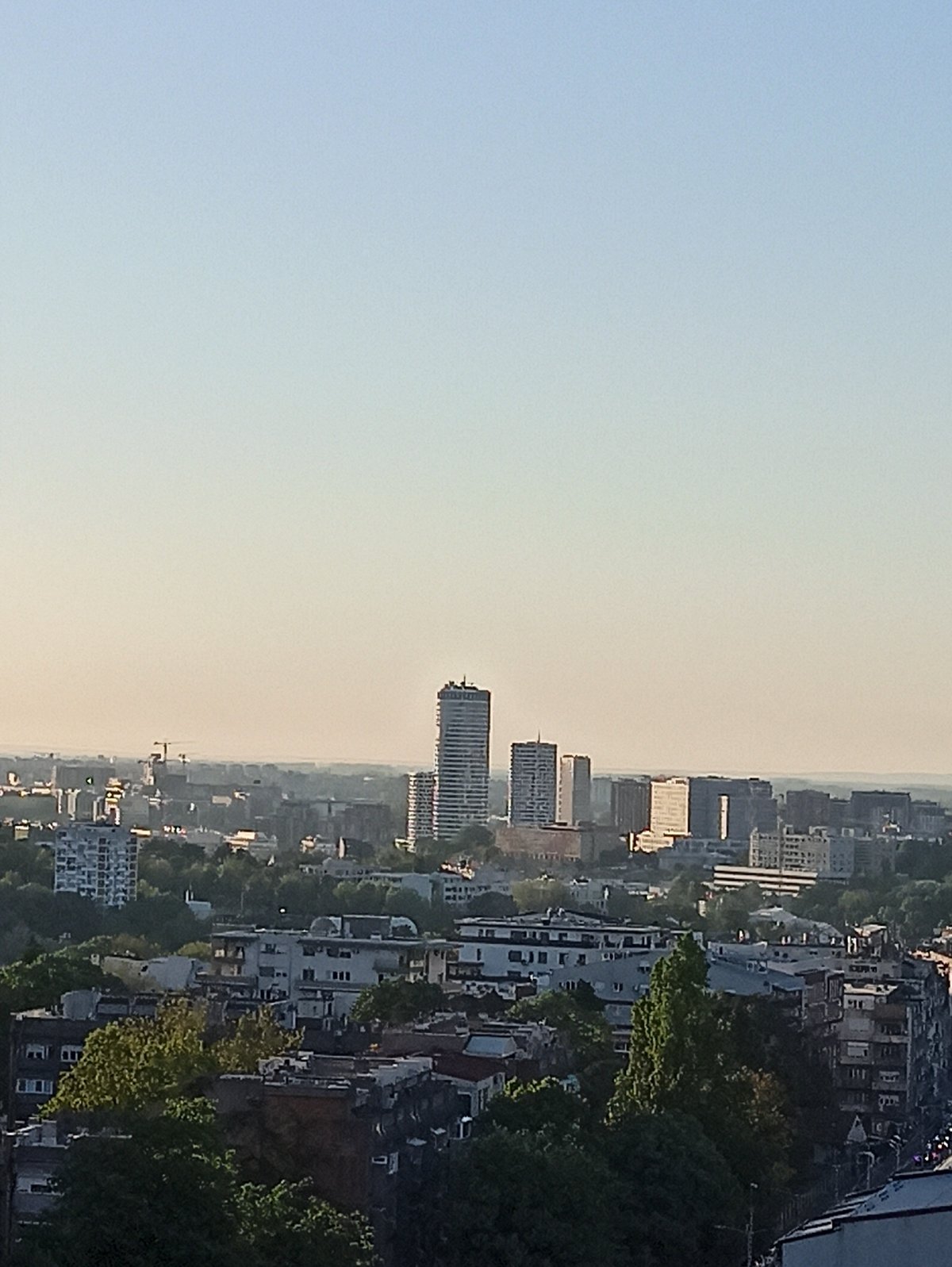Everyday moments documented across Belgrade's Vozdovac district Sunday afternoon