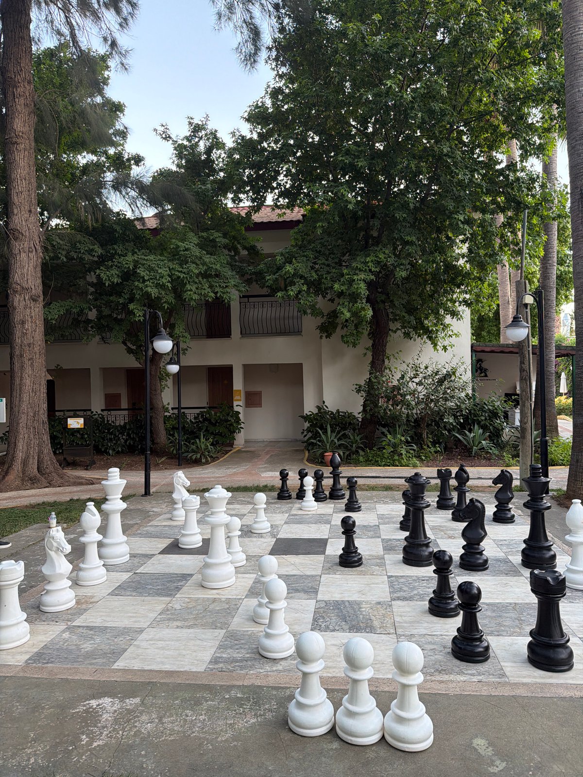 Tourist captures afternoon leisure scenes across Fethiye, Turkey