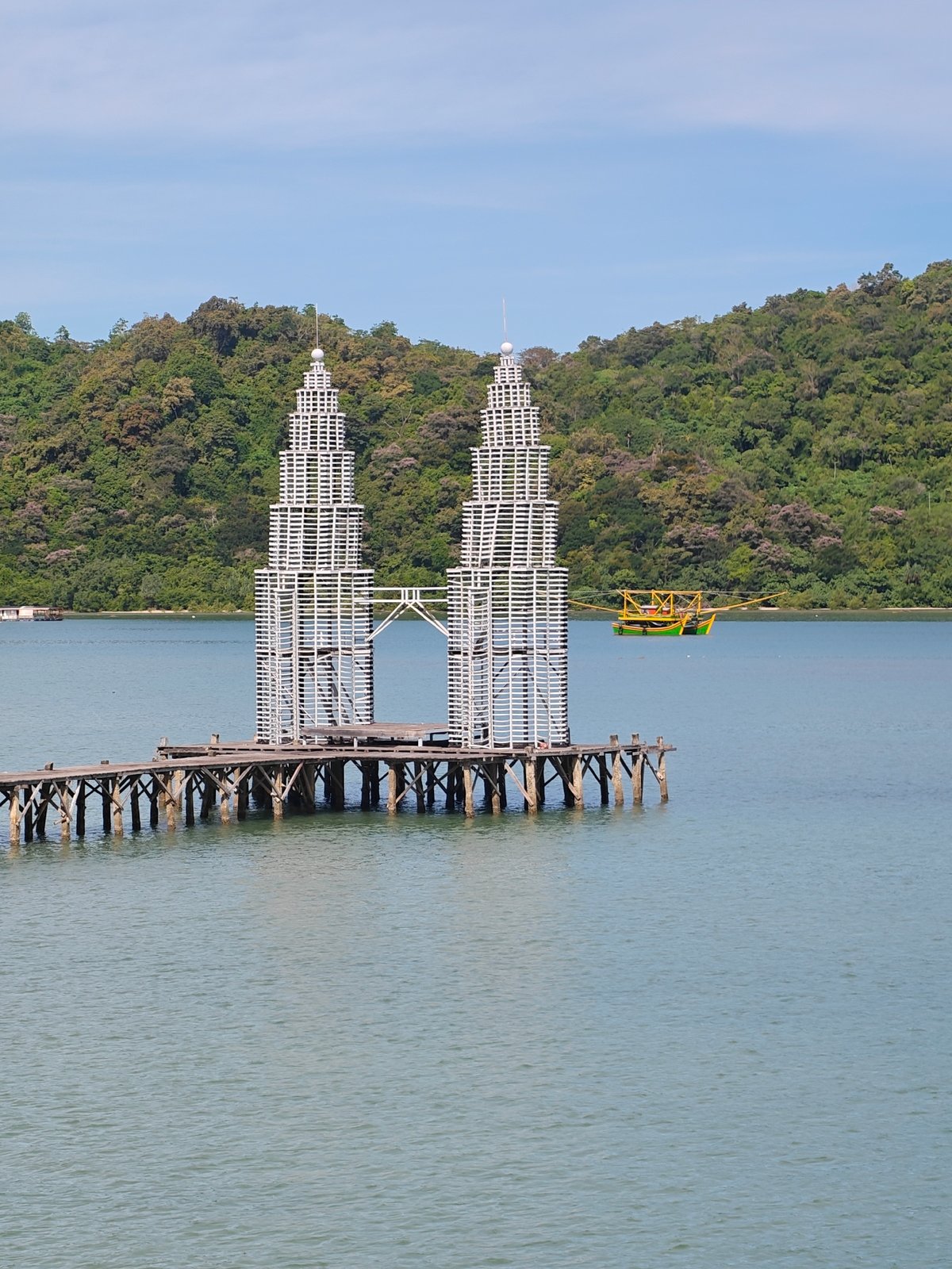 Wooden Petronas Twin Towers replica spotted on Indonesian pier