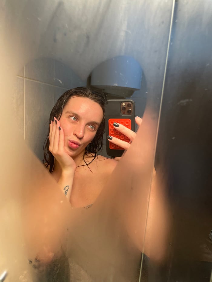 Woman documents evening routine with pets in Budva
