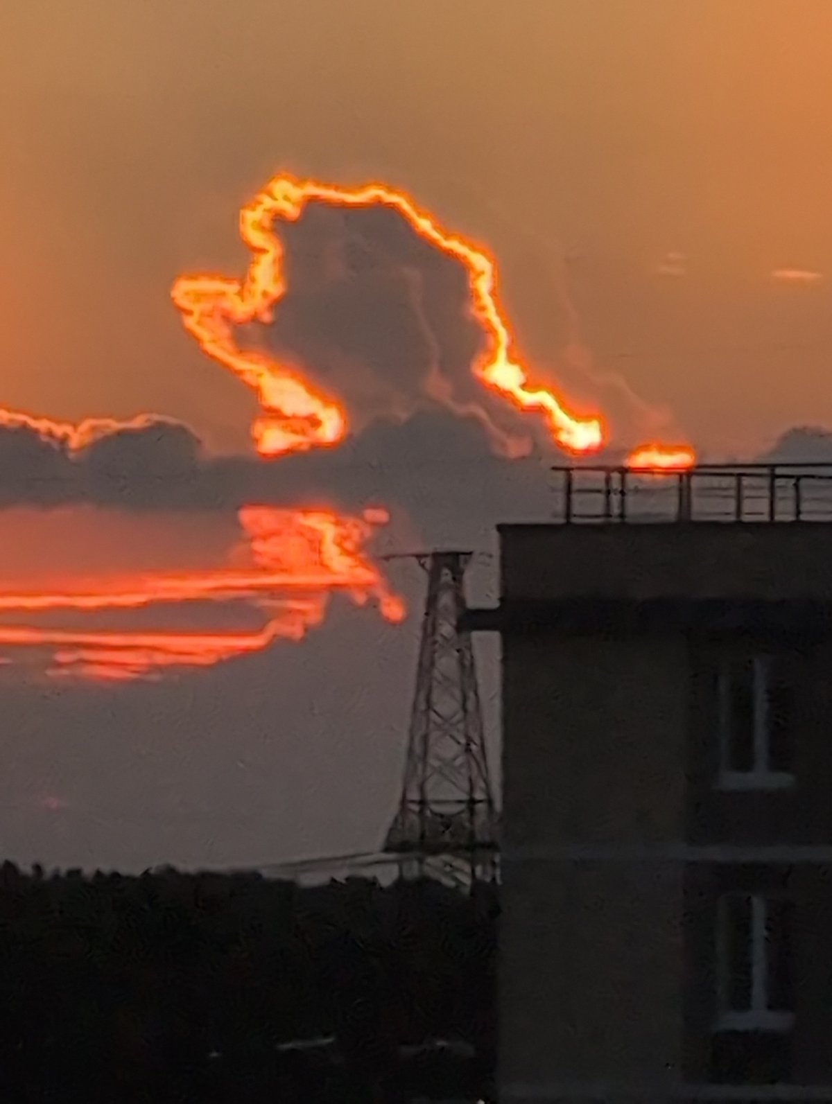 Saint Petersburg sunset watched across a residential evening sky