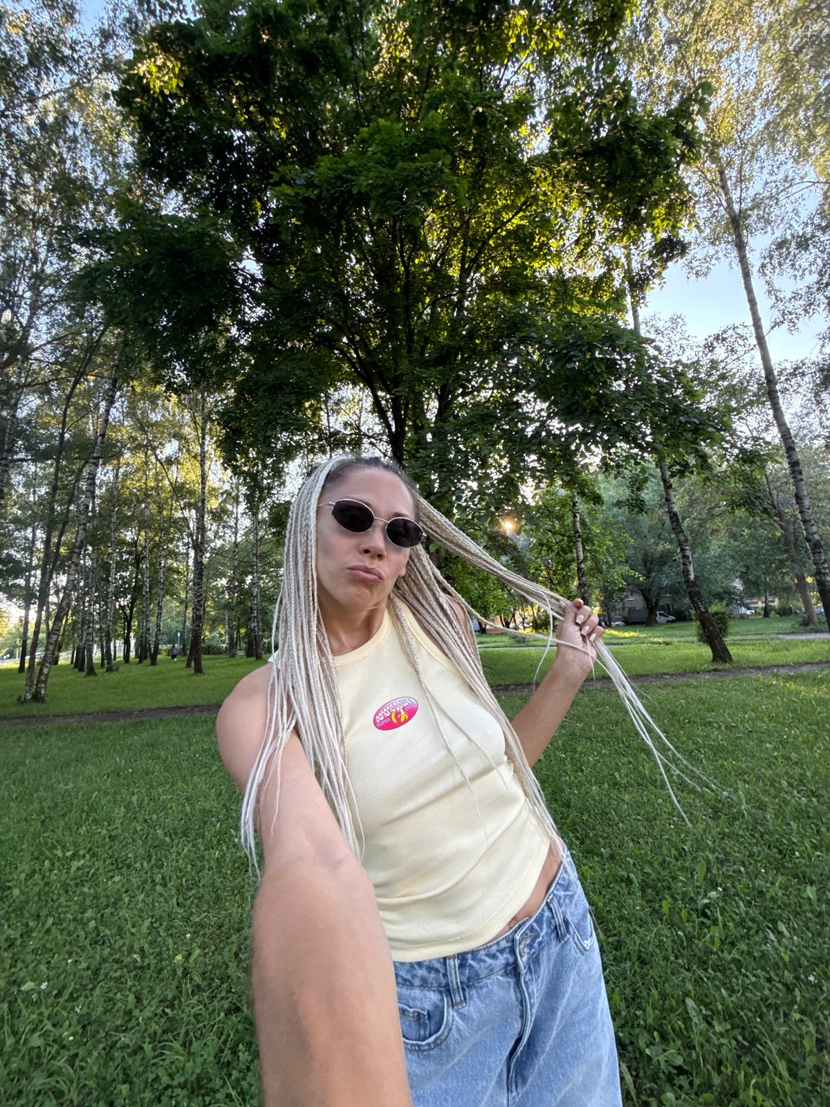 Afternoon in Rusanovo: park hang and casual selfies