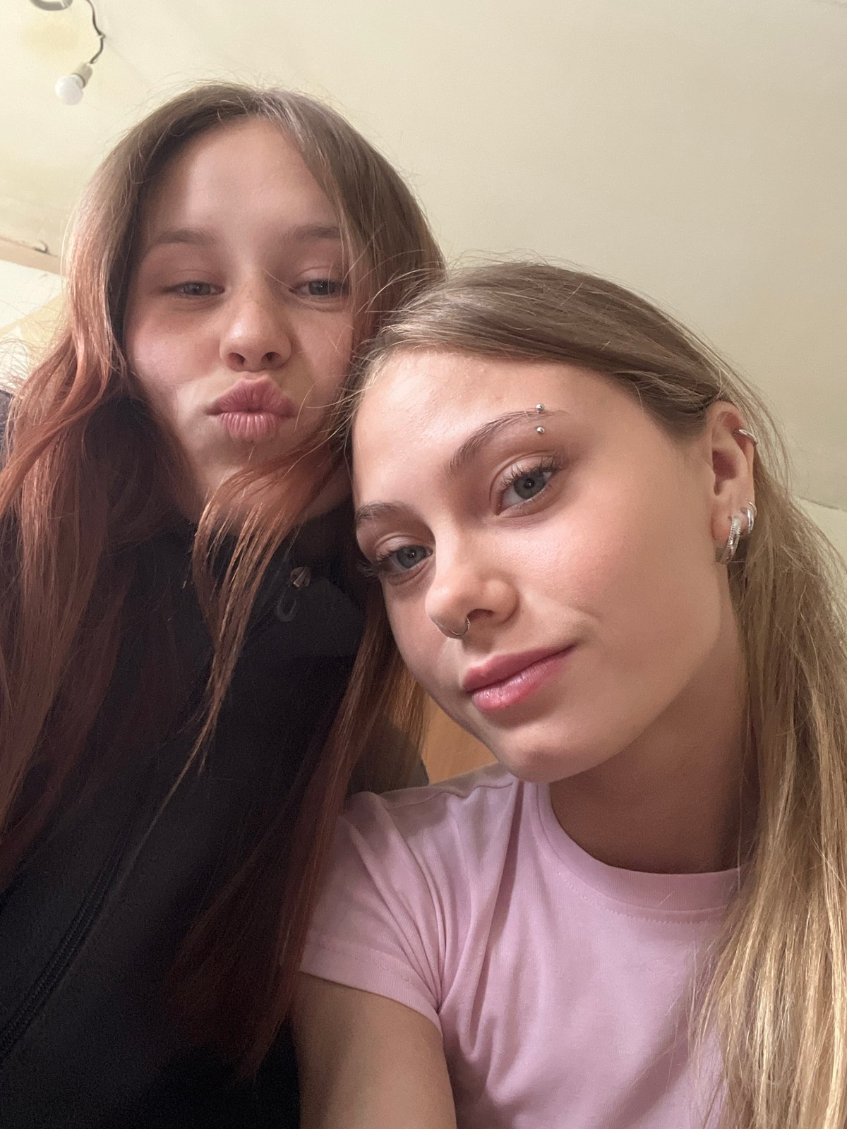Young people document home renovation project in Фоки, Russia