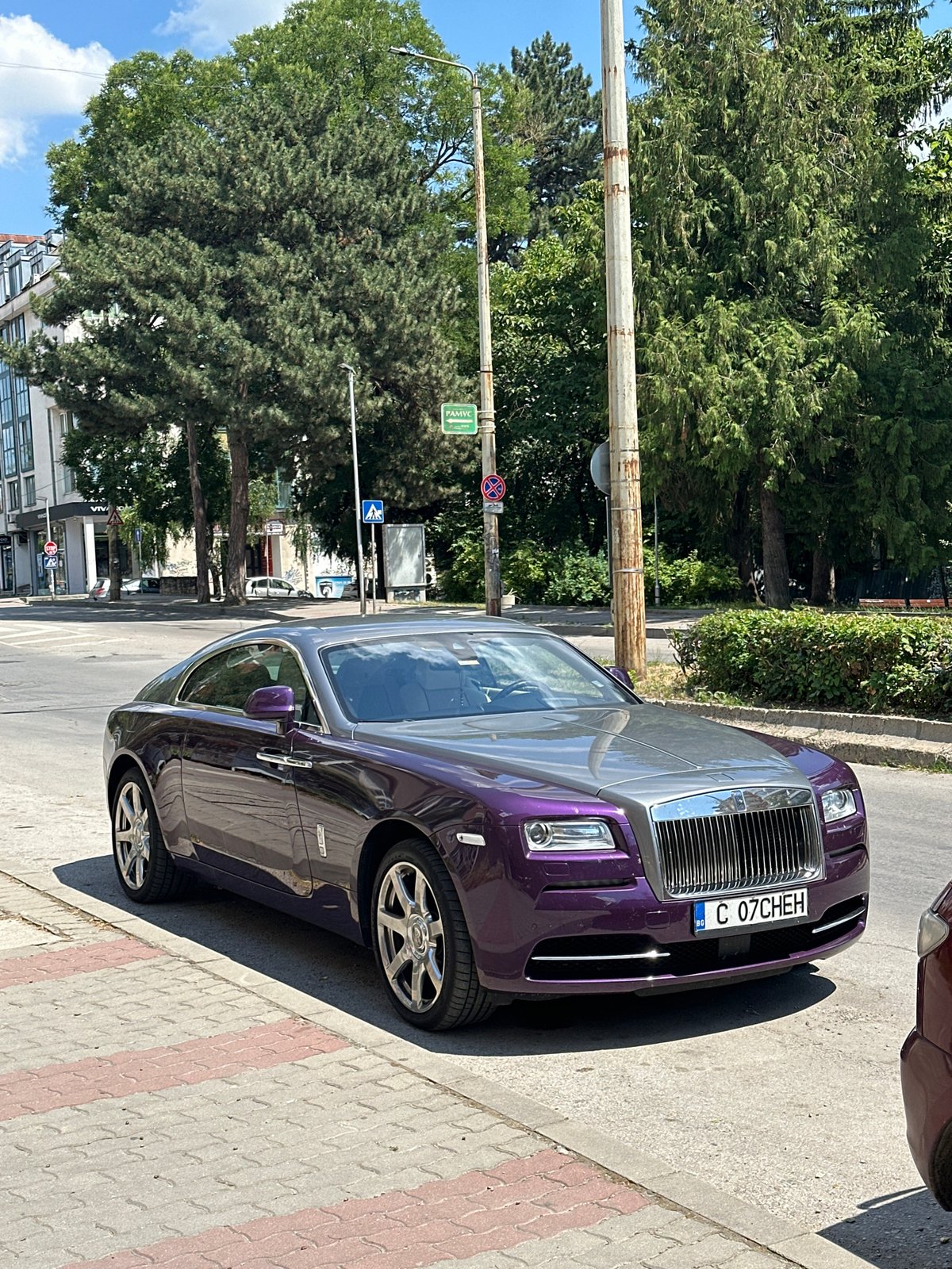 Purple Rolls-Royce Wraith parked on a Veliko Tarnovo street
