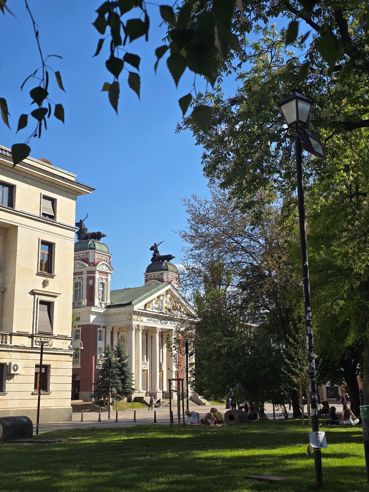 Witness documents Sofia landmarks and monuments during afternoon walkthrough