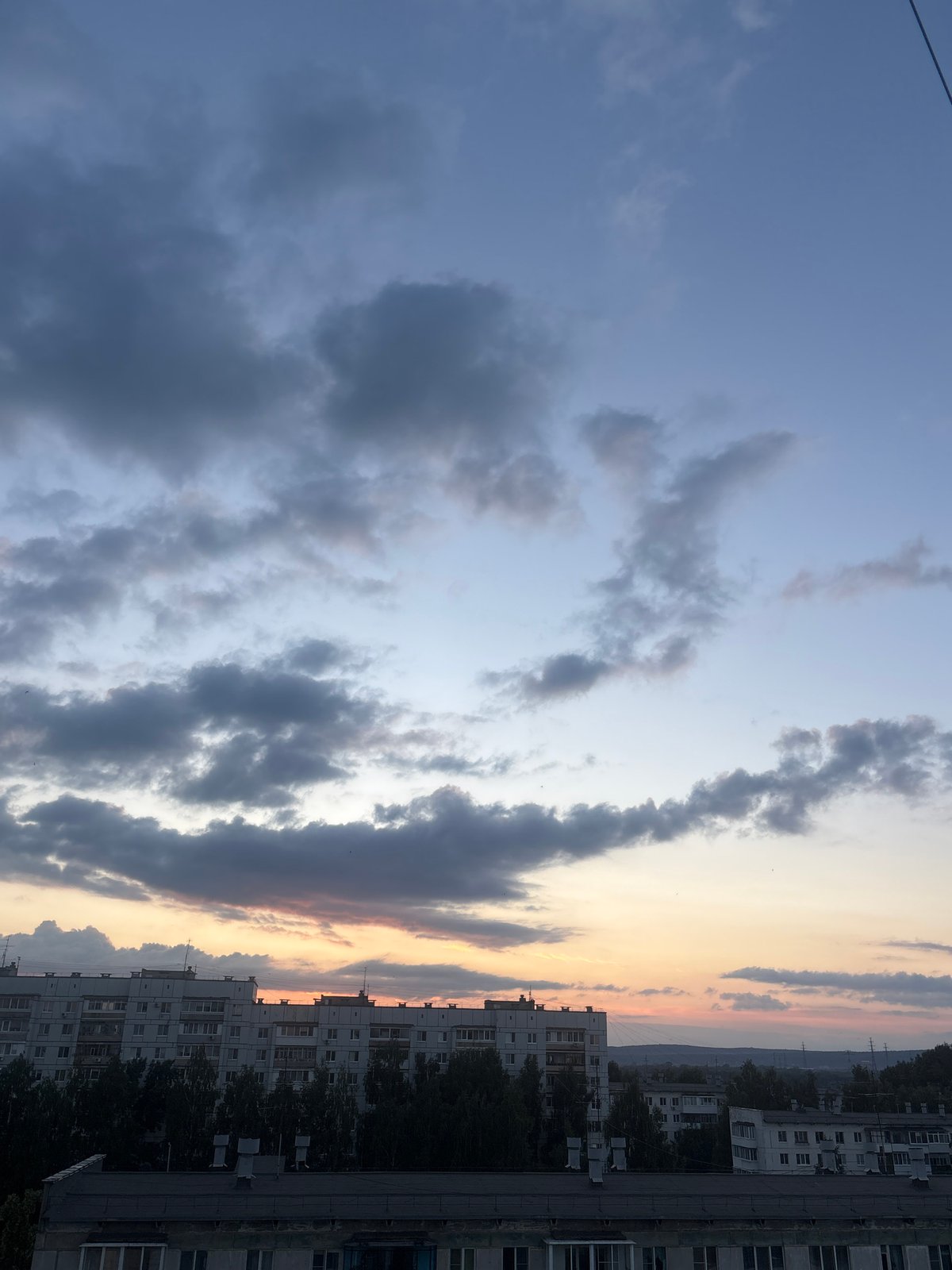 An evening in Chaikovsky: portraits, skylines, and quiet moments