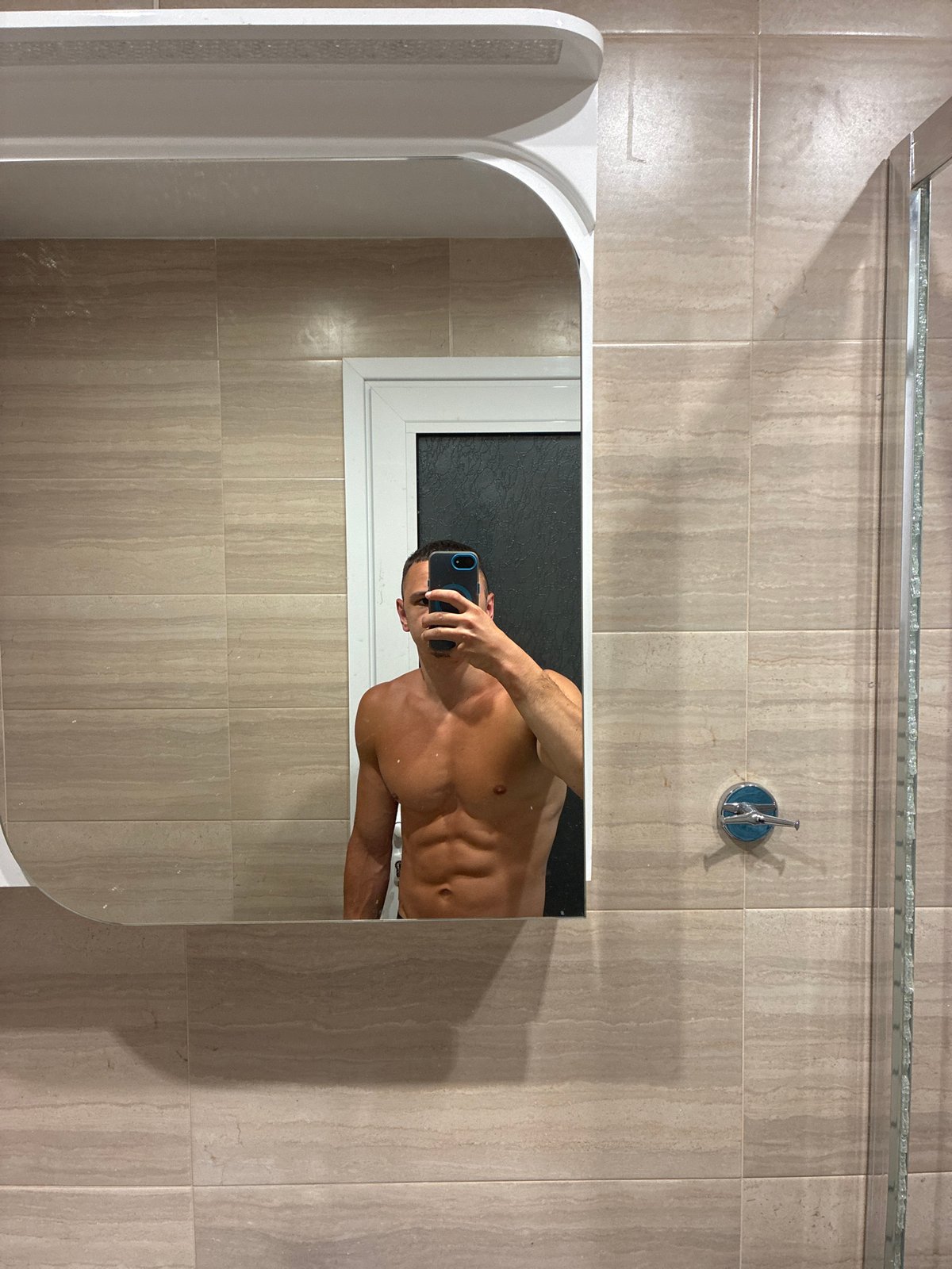 Man takes bathroom mirror selfies in Blagoevgrad