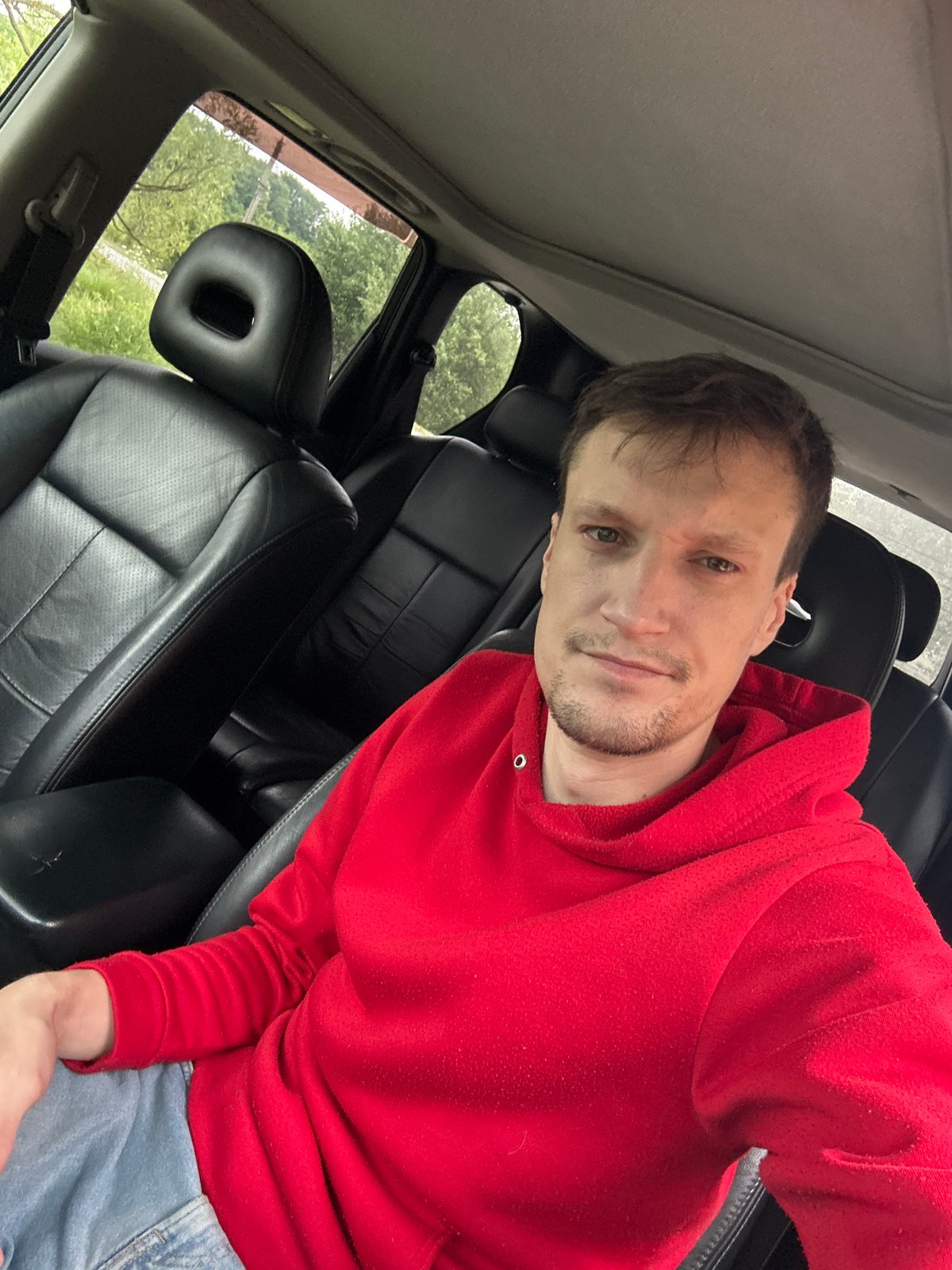 Selfies from a Nissan driver's seat in Makiv, Ukraine