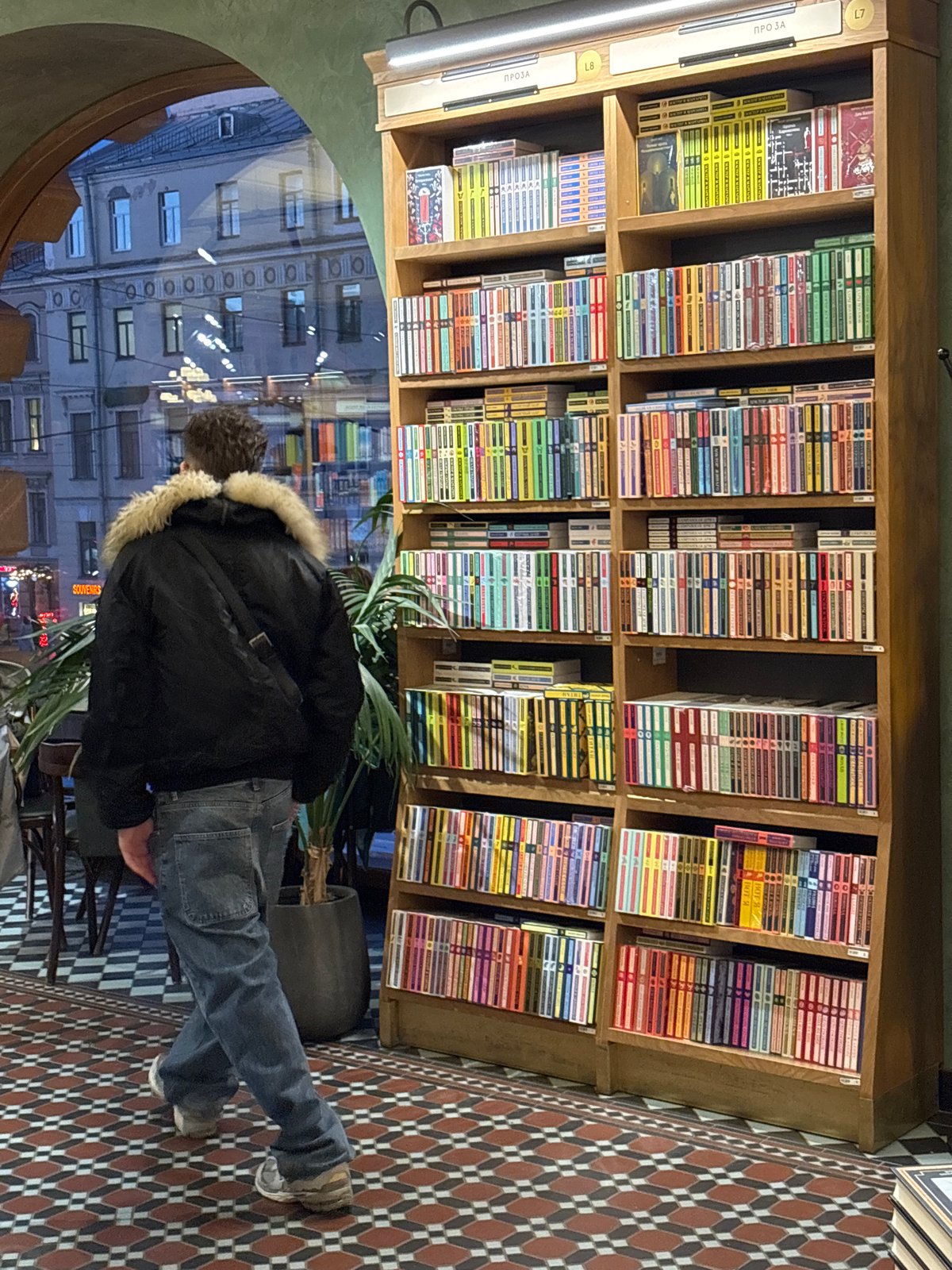Ordinary moments documented across Saint Petersburg cultural sites