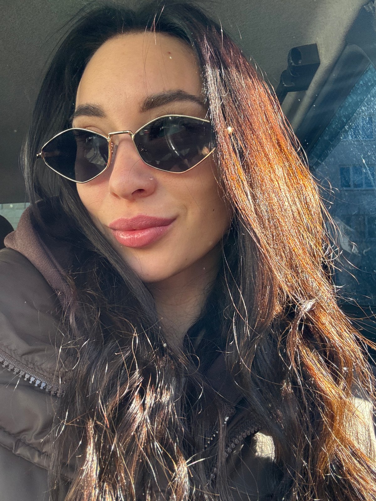 Woman photographed in casual selfie session in Chaikovsky, Russia