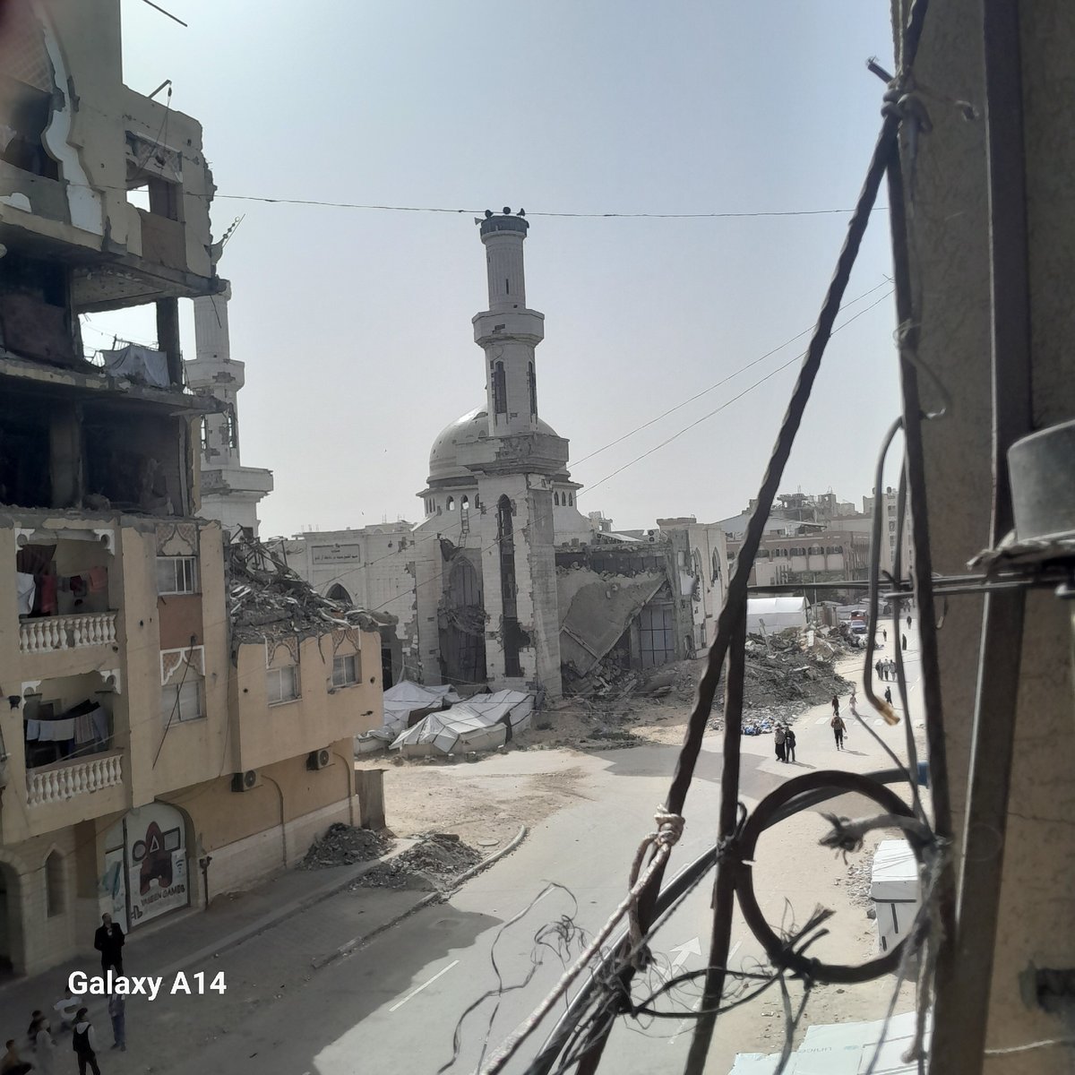 Khan Yunis shows widespread destruction, displacement camps documented
