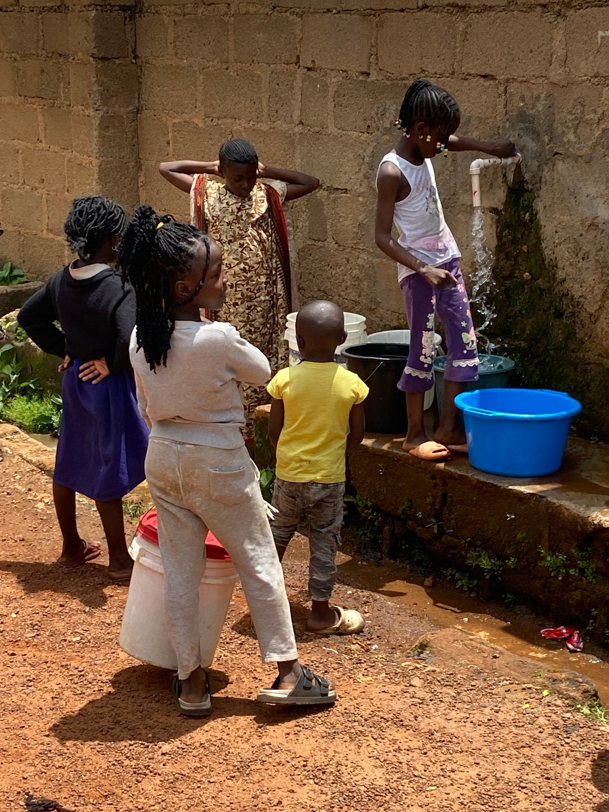 Everyday street life and commerce in Bukuru, Nigeria