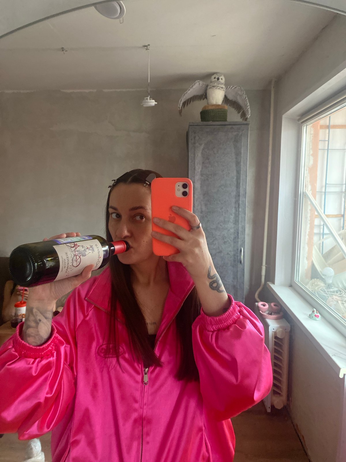 Woman documents morning routine with furniture assembly in Votkinsk