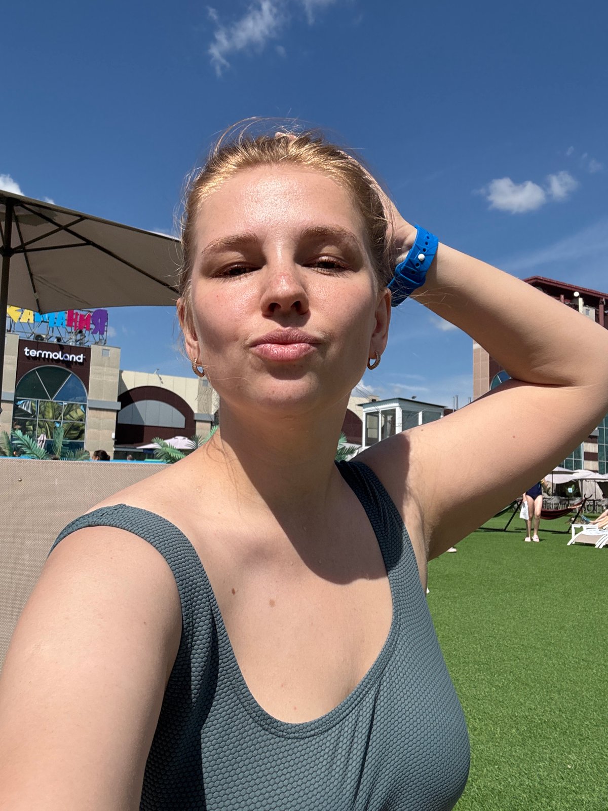 Pool day at a resort with selfies and sunny skies