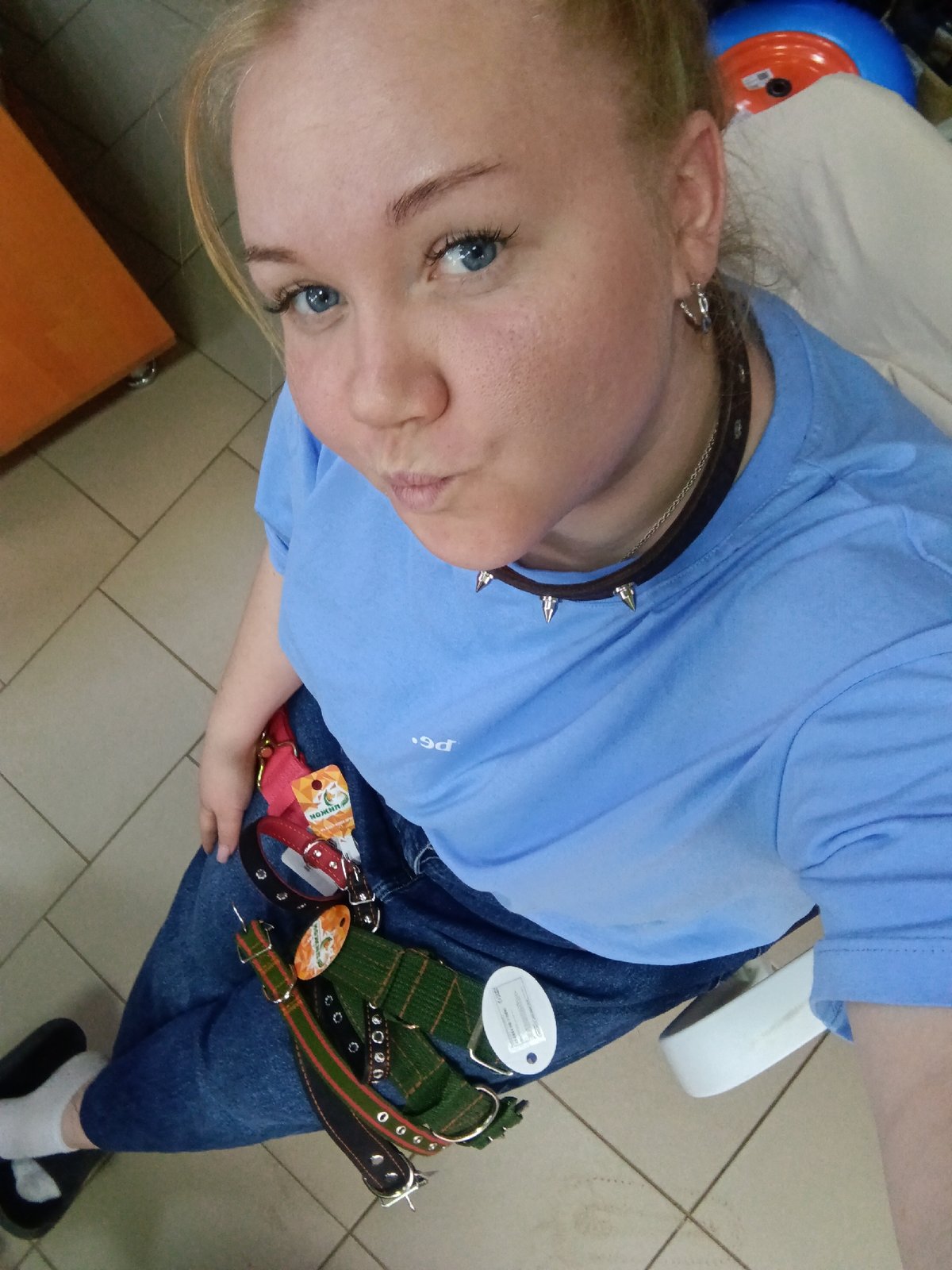 Woman documents store visit with selfies in Фоки, Russia