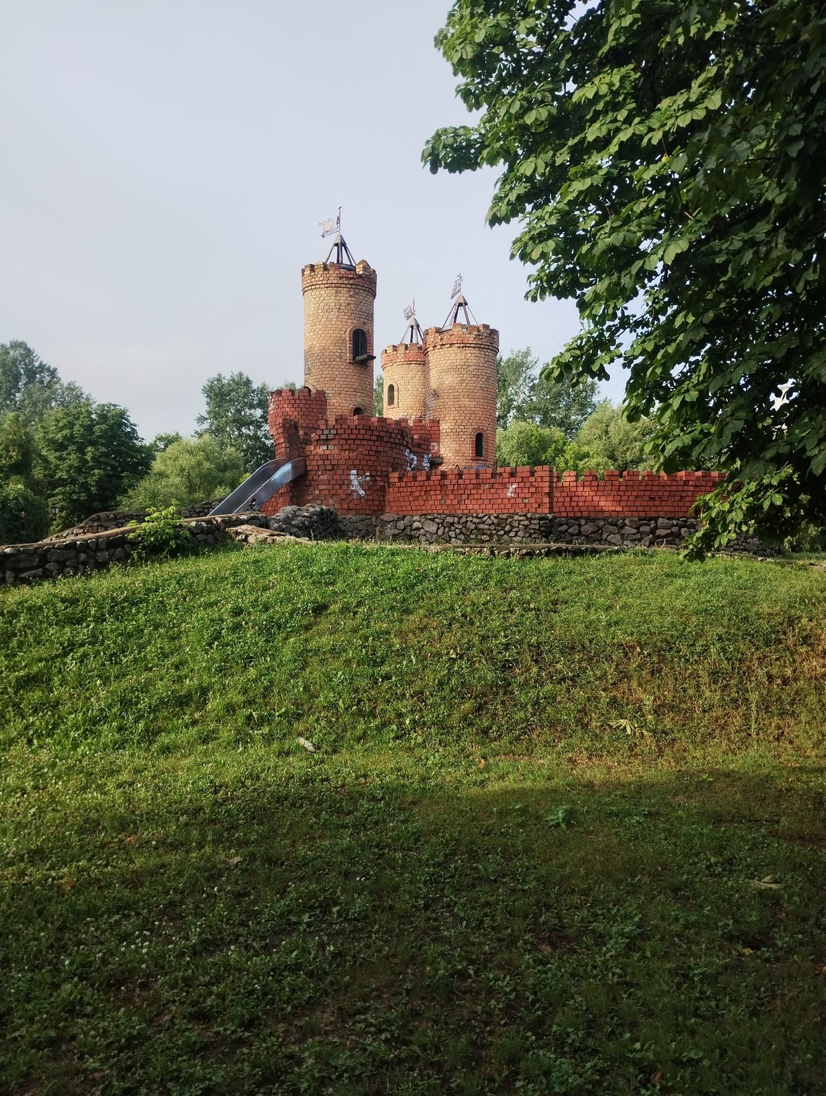 Sumy park life: playgrounds, sculptures, and riverside fishing