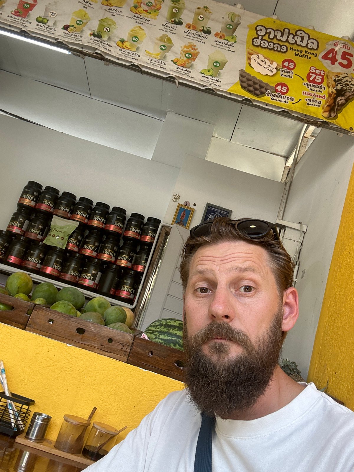 Rawai morning: smoothie run, street scenes, and monitor lizards