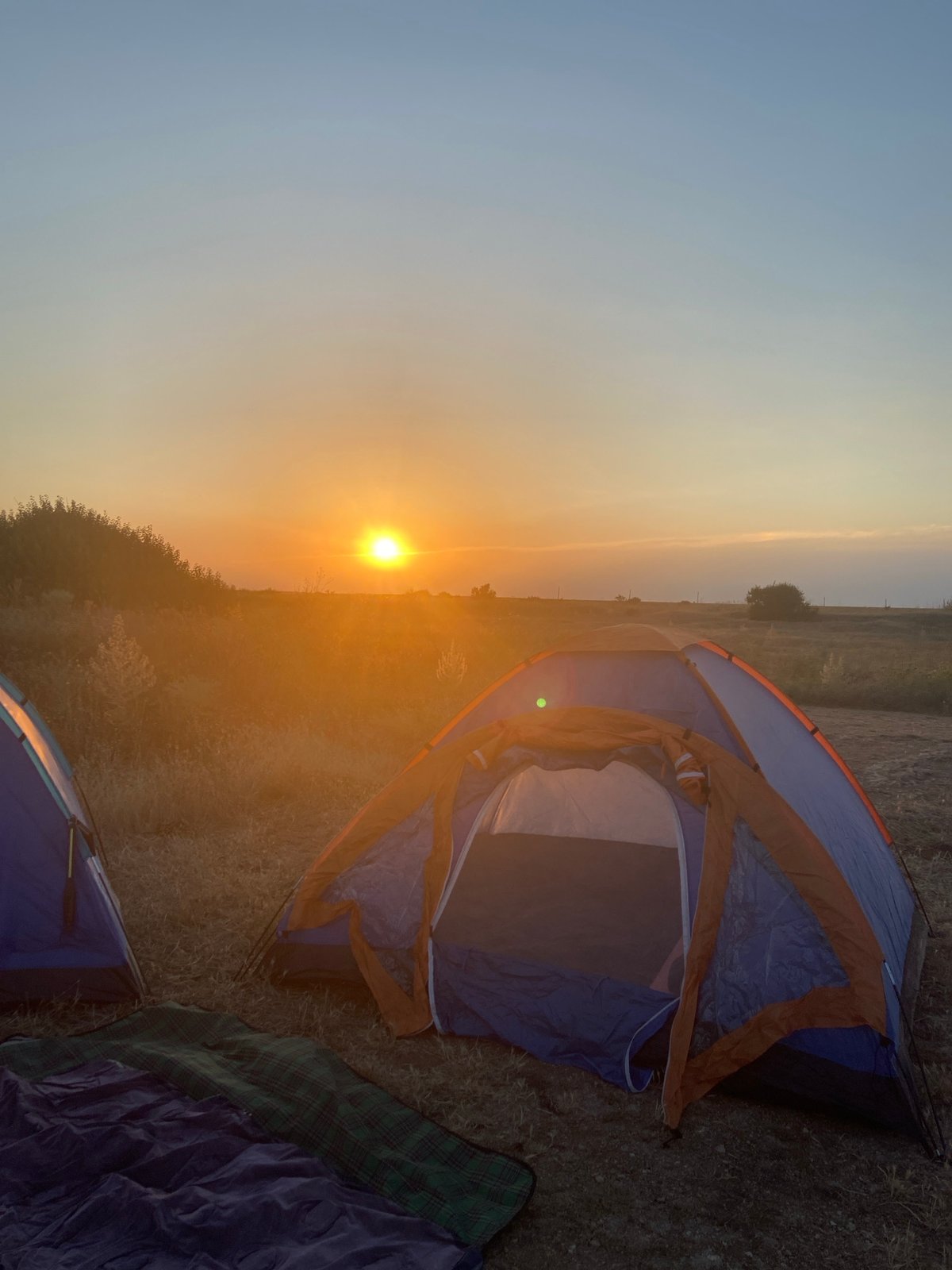 Seaside camping and a clifftop picnic in Tyulenovo, Bulgaria