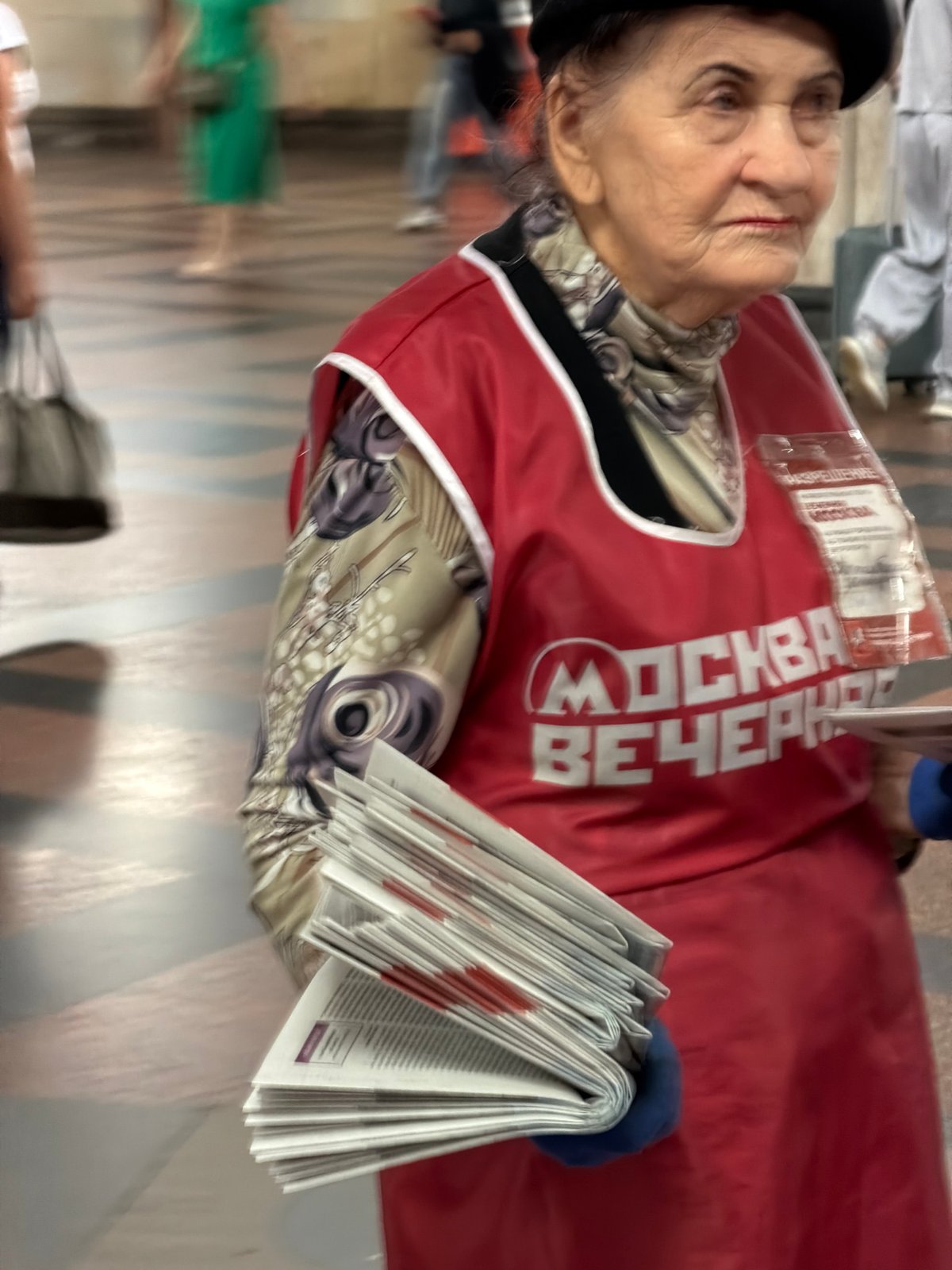 Rush hour flow through the Moscow Metro