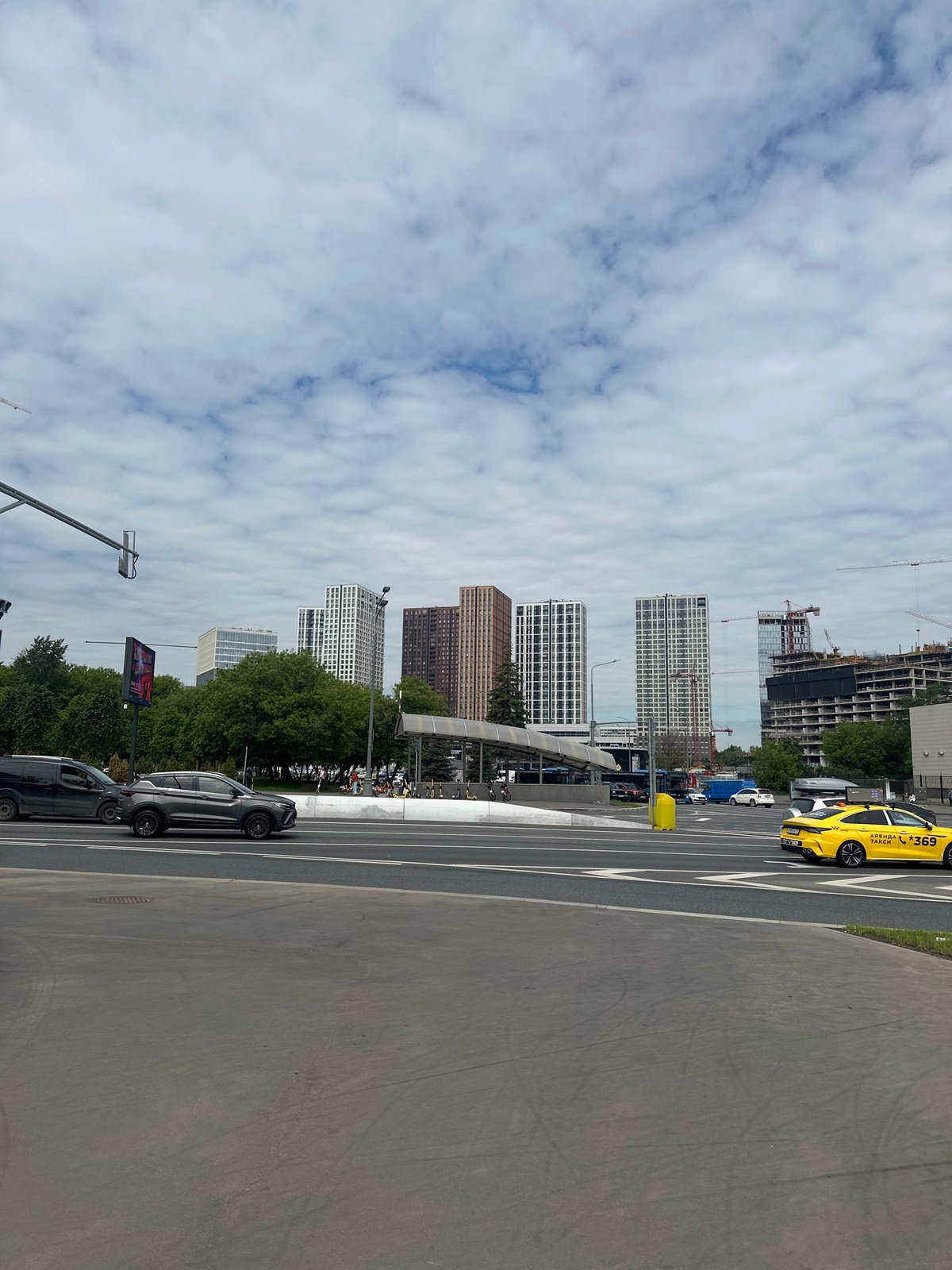 Moscow urban scenes documented including KOSMOS installation display
