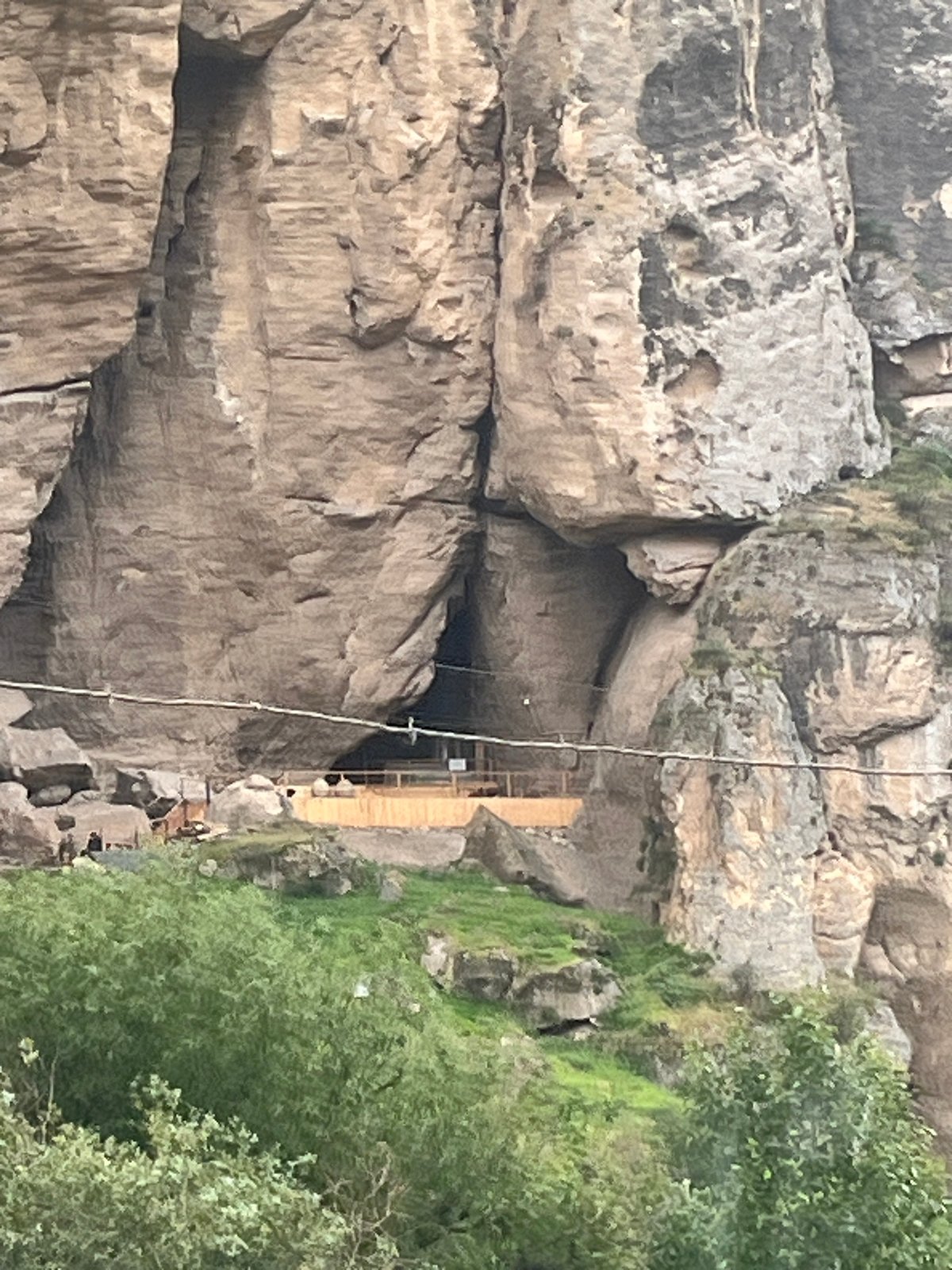 Travelers document scenic mountain journey through Arpi, Armenia