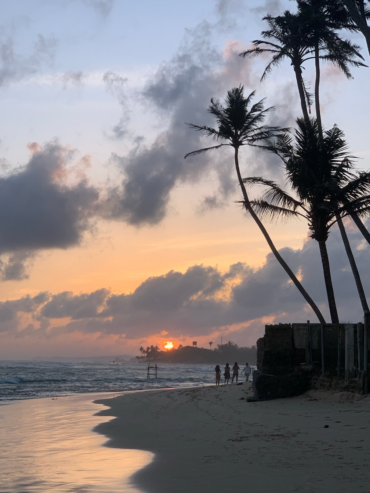 Golden hour at Kathaluwa beach, Sri Lanka
