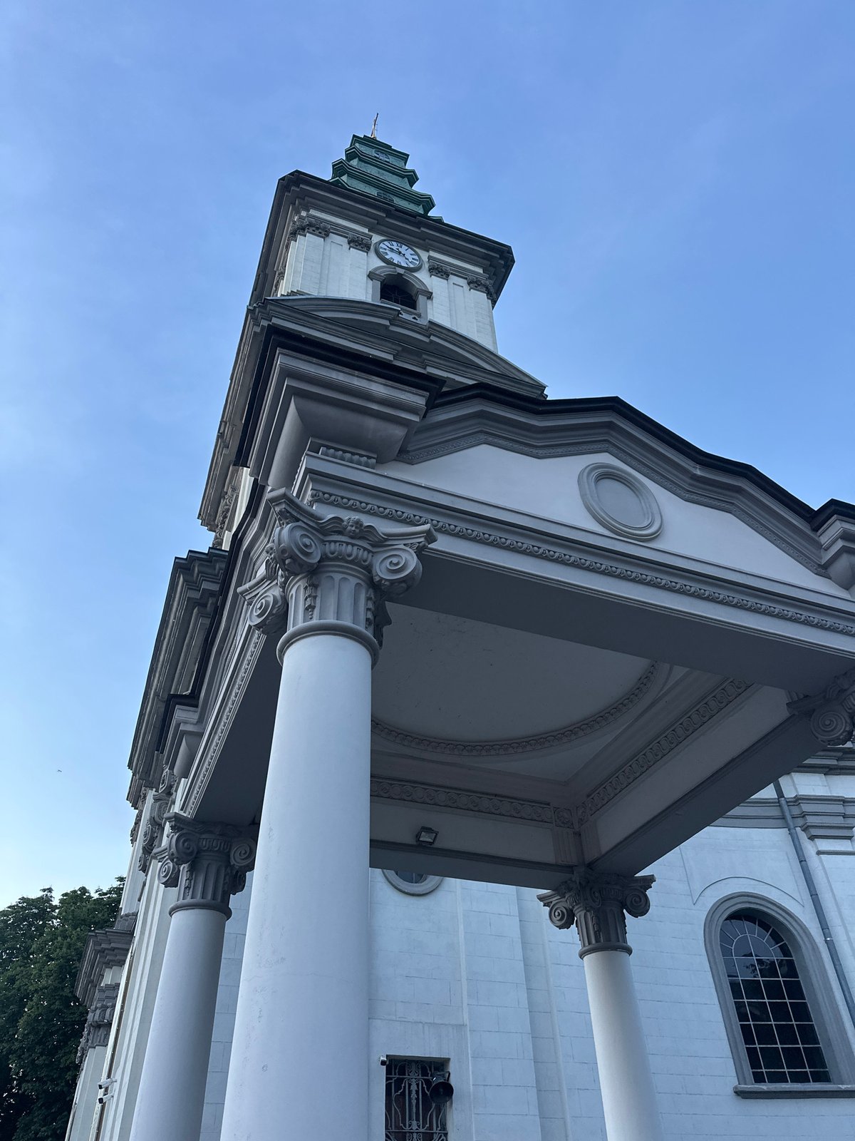 Ordinary afternoon documented across Ternopil's markets, streets, landmarks