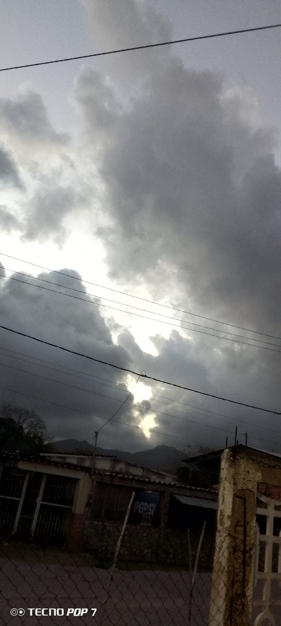 Overcast morning documented in Altagracia, Venezuela residential area