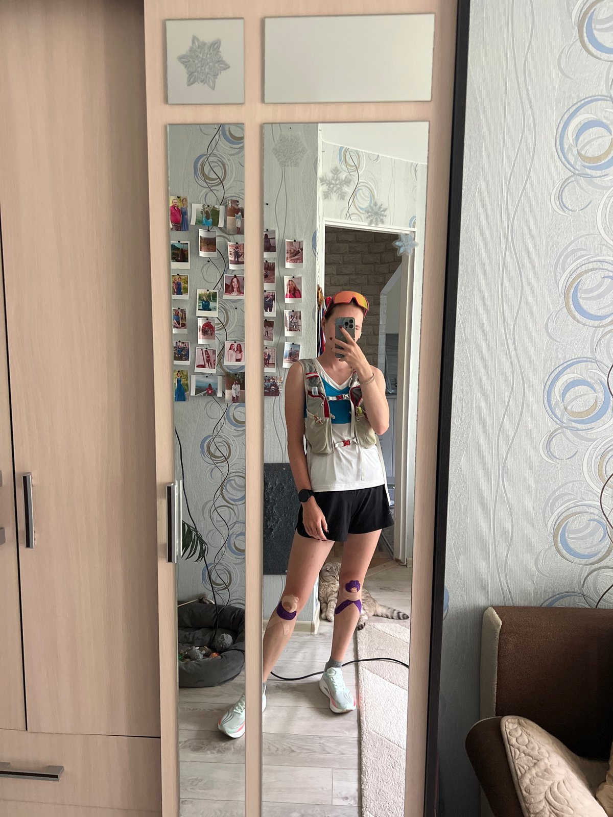 Running prep and outdoor moments in Chaikovsky on a summer afternoon