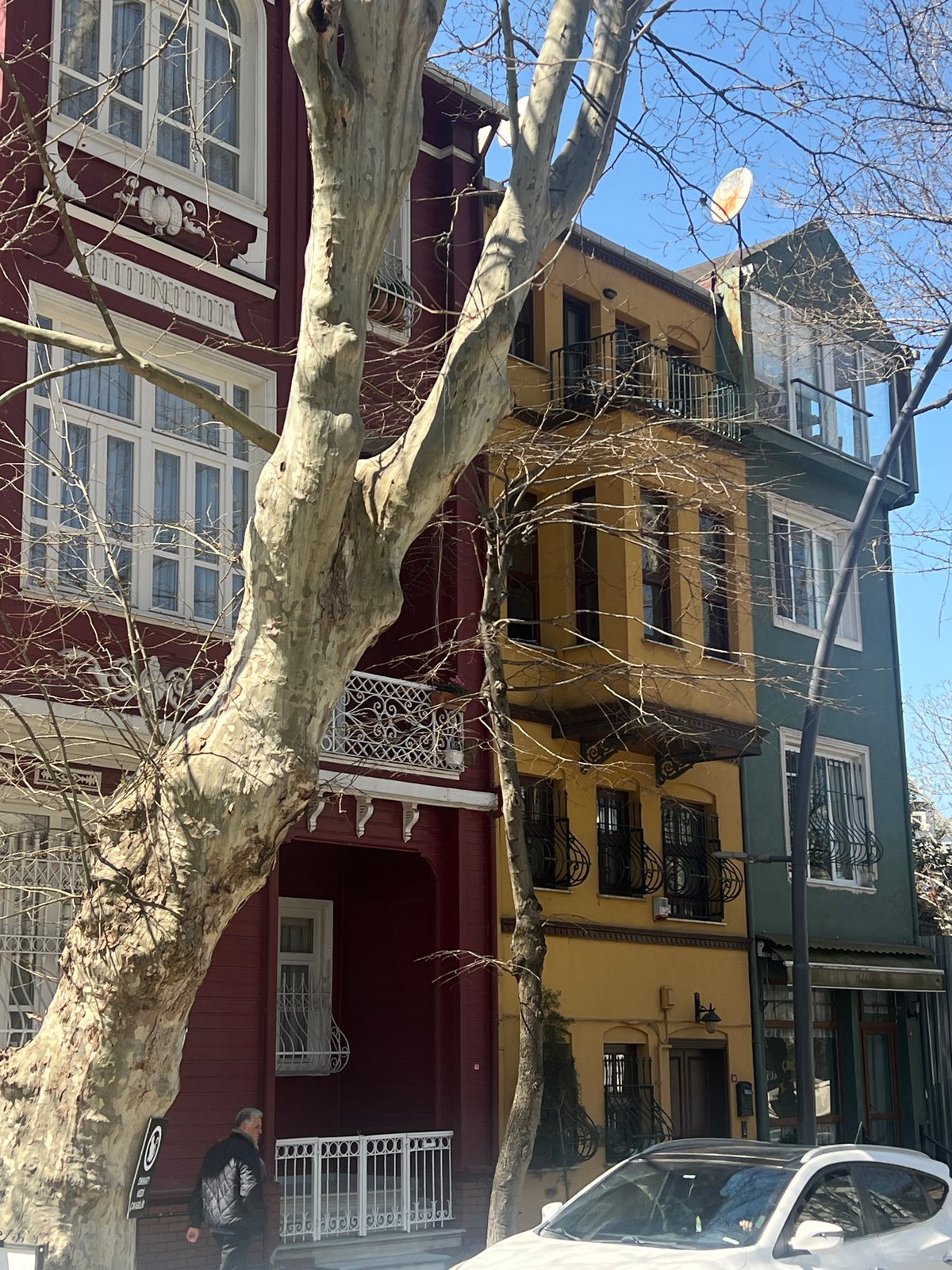 Multi-story building with diverse architecture documented in Istanbul