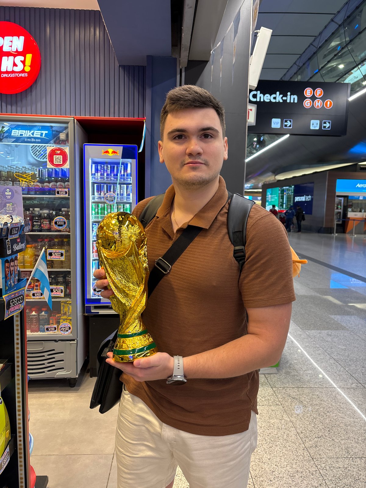 FIFA World Cup trophy replicas spotted at Buenos Aires Ezeiza airport