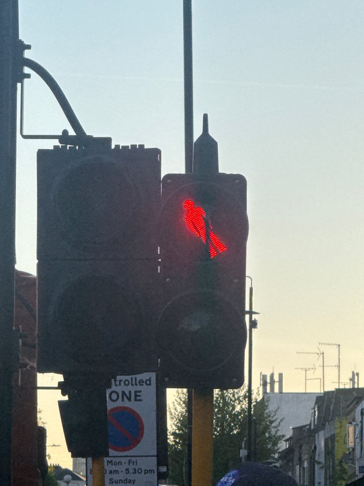 Red pedestrian light observed at London controlled crossing zone