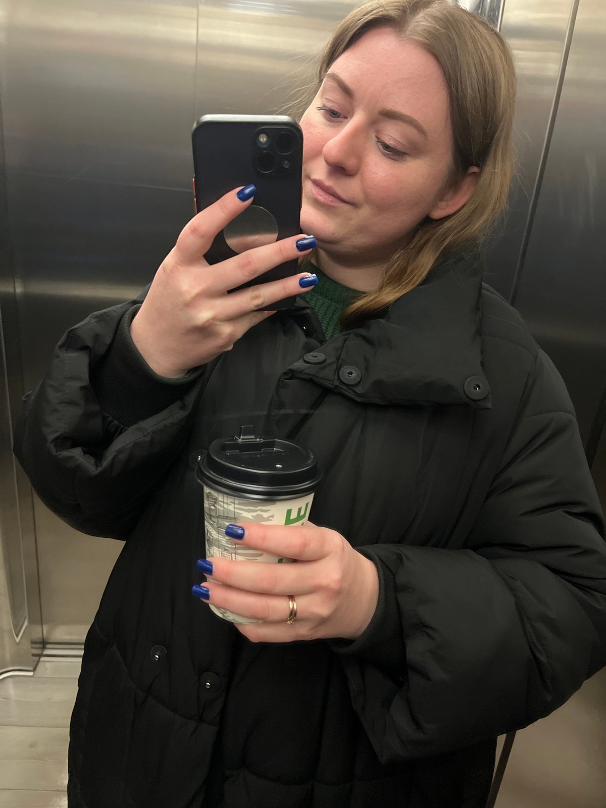 Social media activity documented in Klin includes elevator selfie
